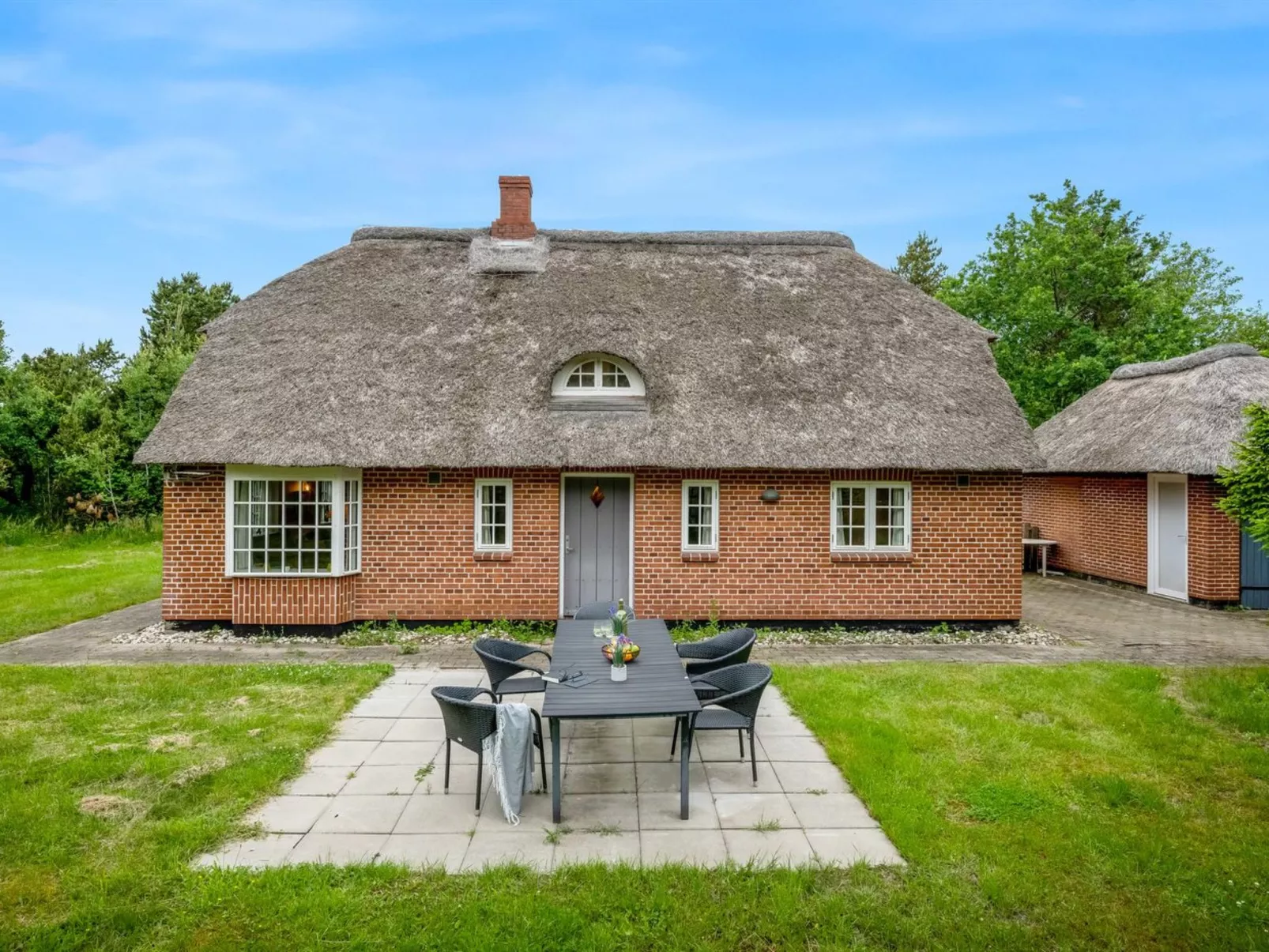 "Thoren" - 2km from the sea-Buiten