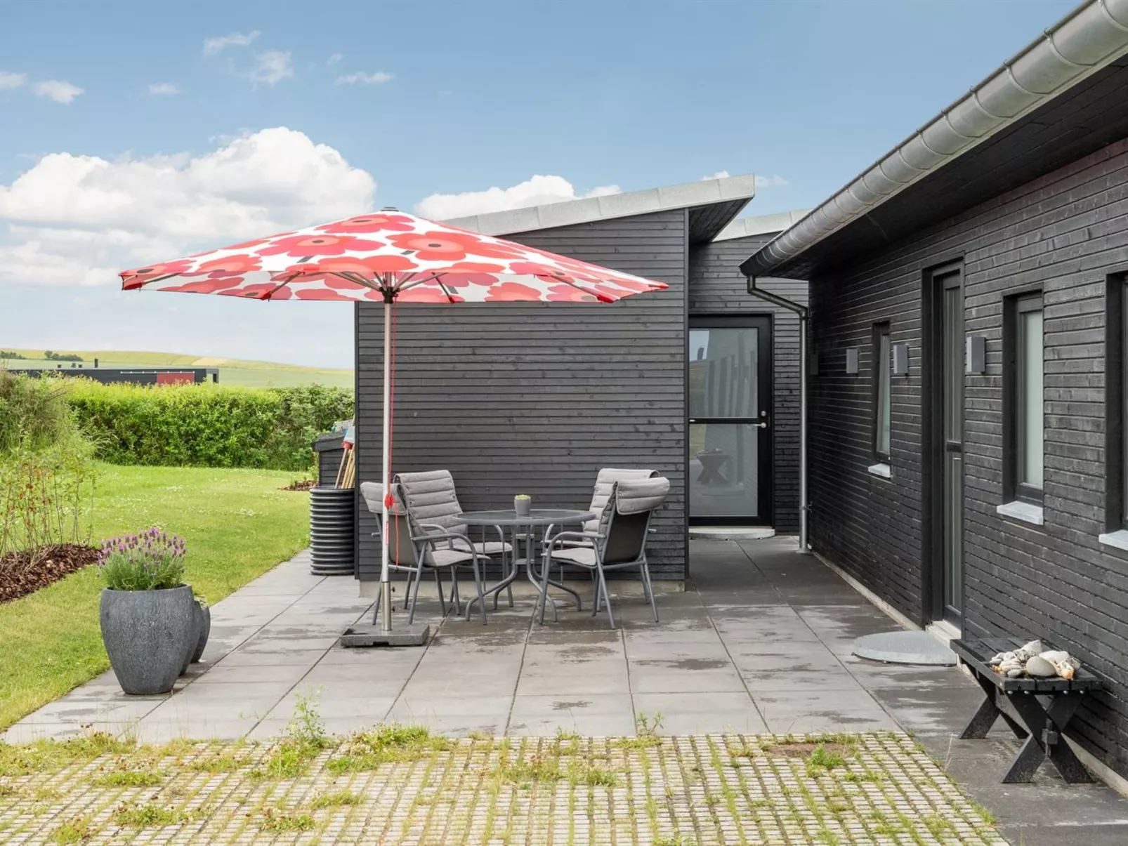 "Alyna" - 200m from the sea-Buiten