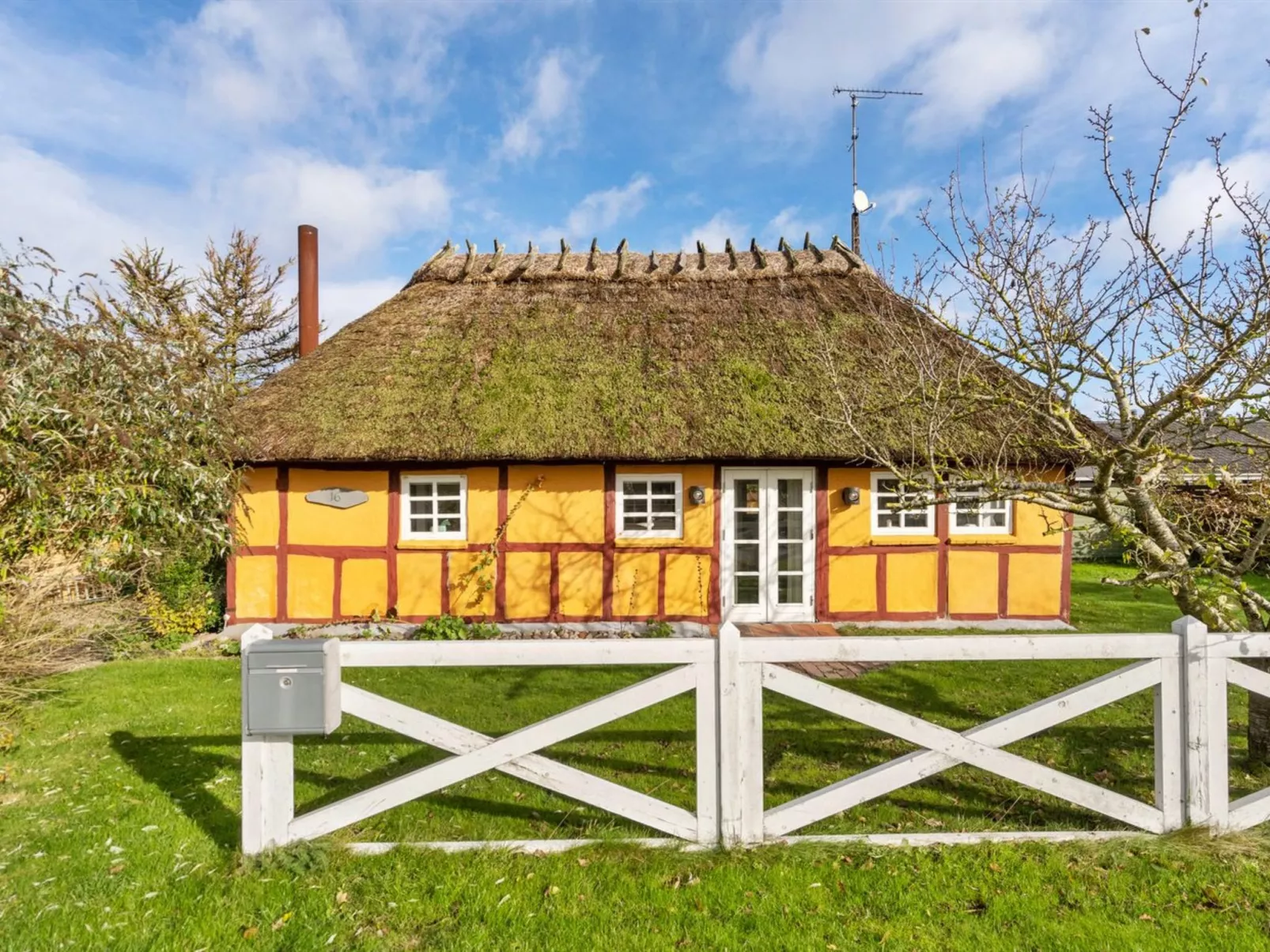 "Ethly" - 50m from the sea-Buiten