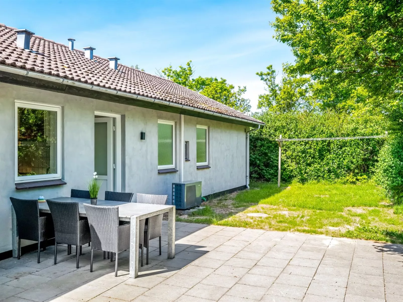 "Aarni" - 250m to the fjord-Buiten