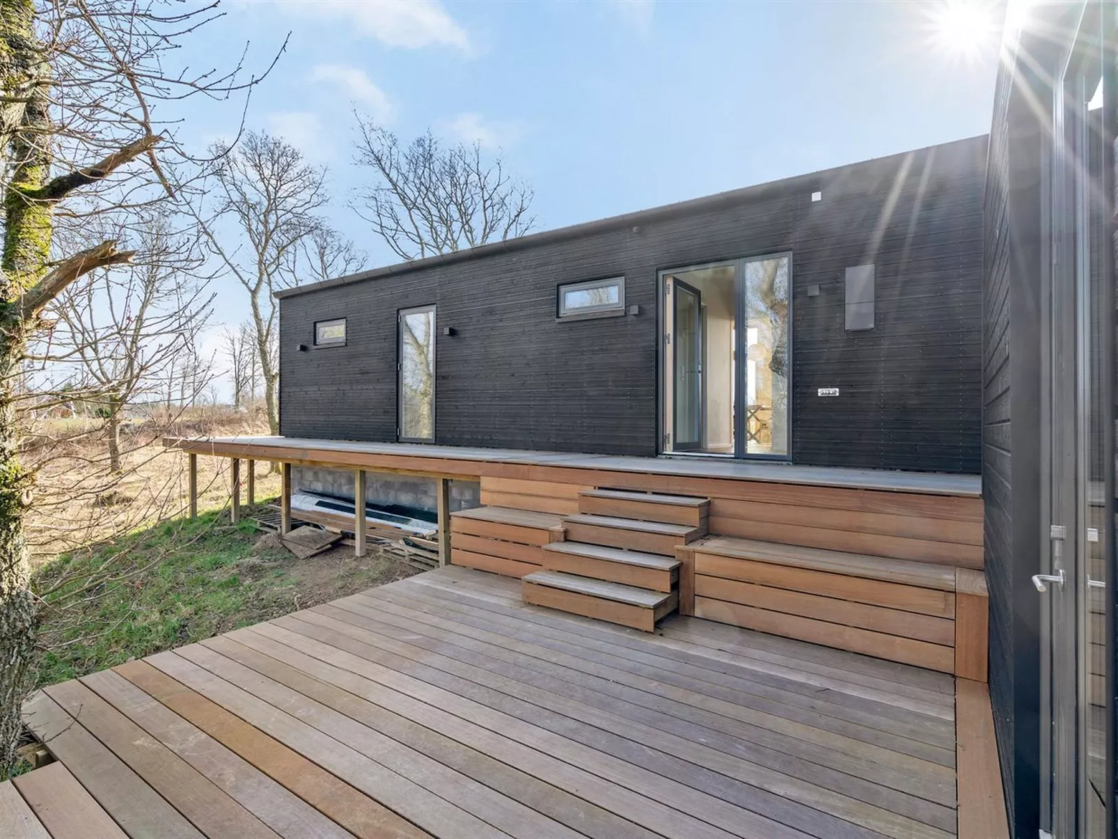 "Haubert" - 500m to the fjord-Buiten