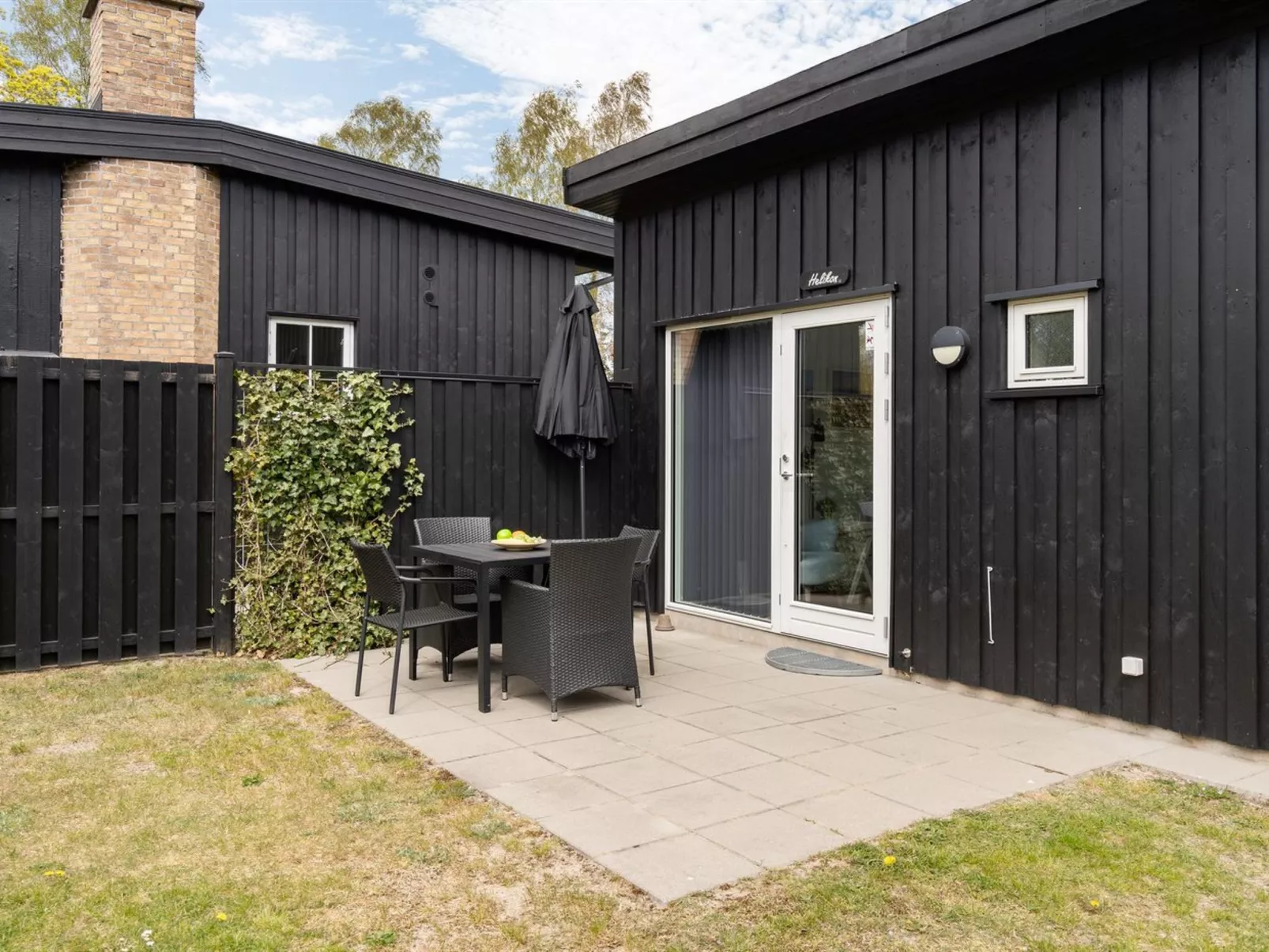 "Mark" - 200m from the sea-Buiten