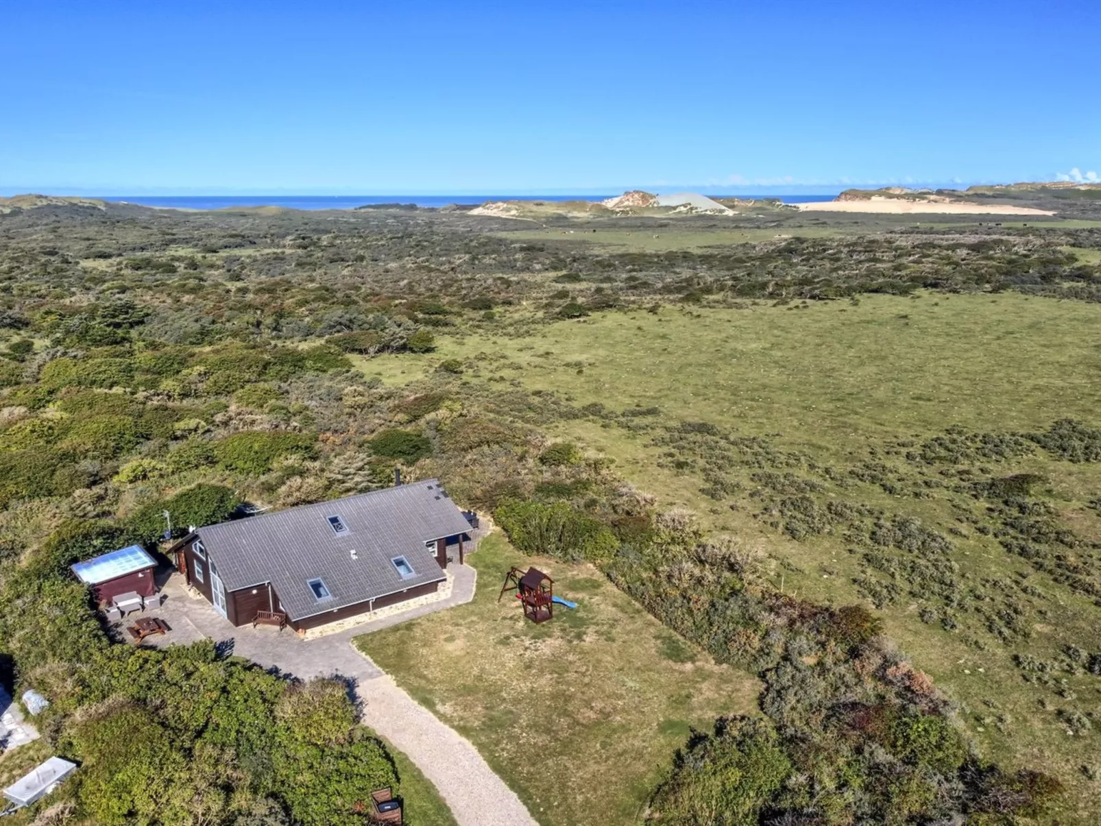 "Lothen" - 500m from the sea-Buiten