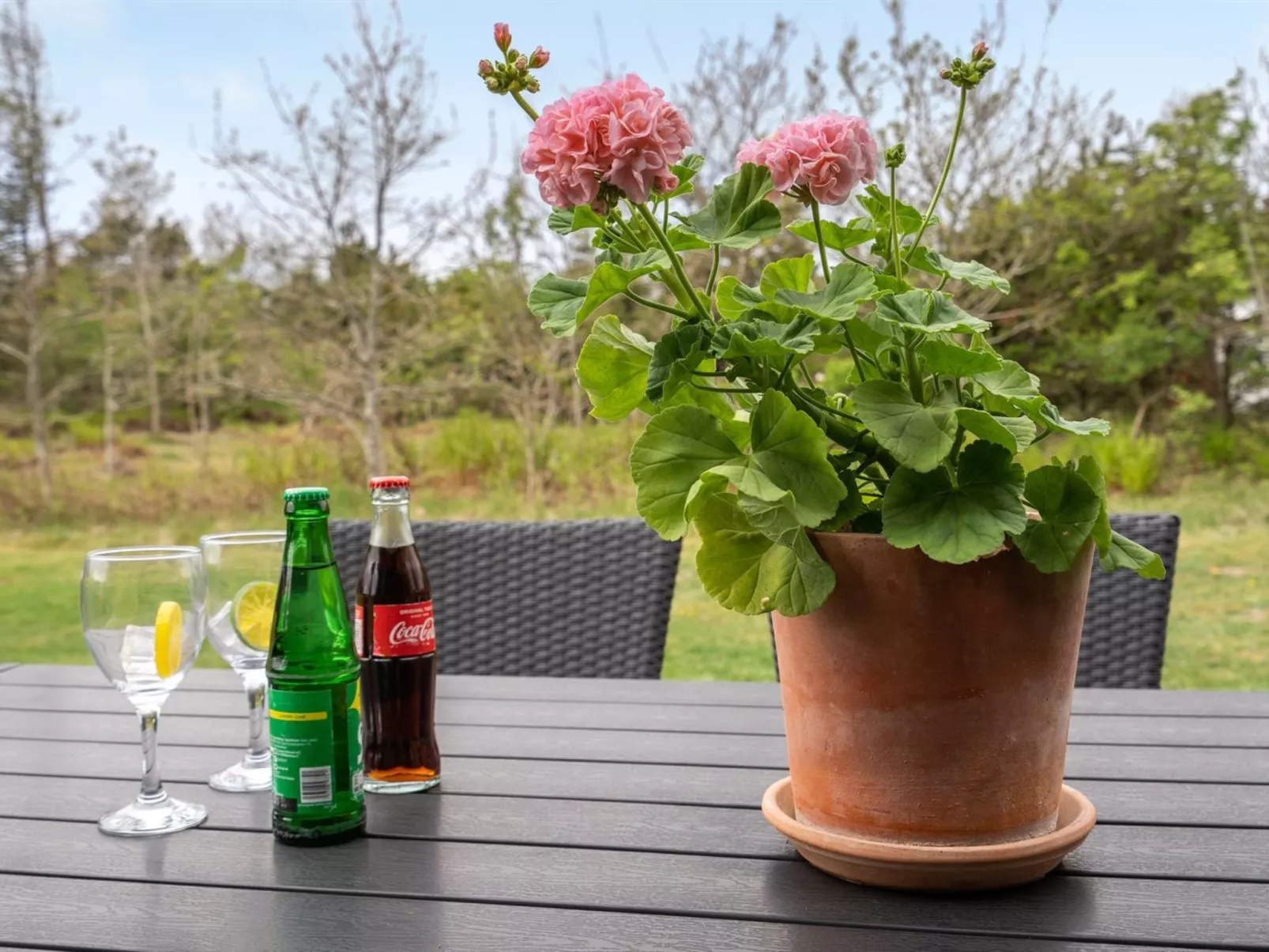 "Birette" - 1.5km from the sea-Binnen