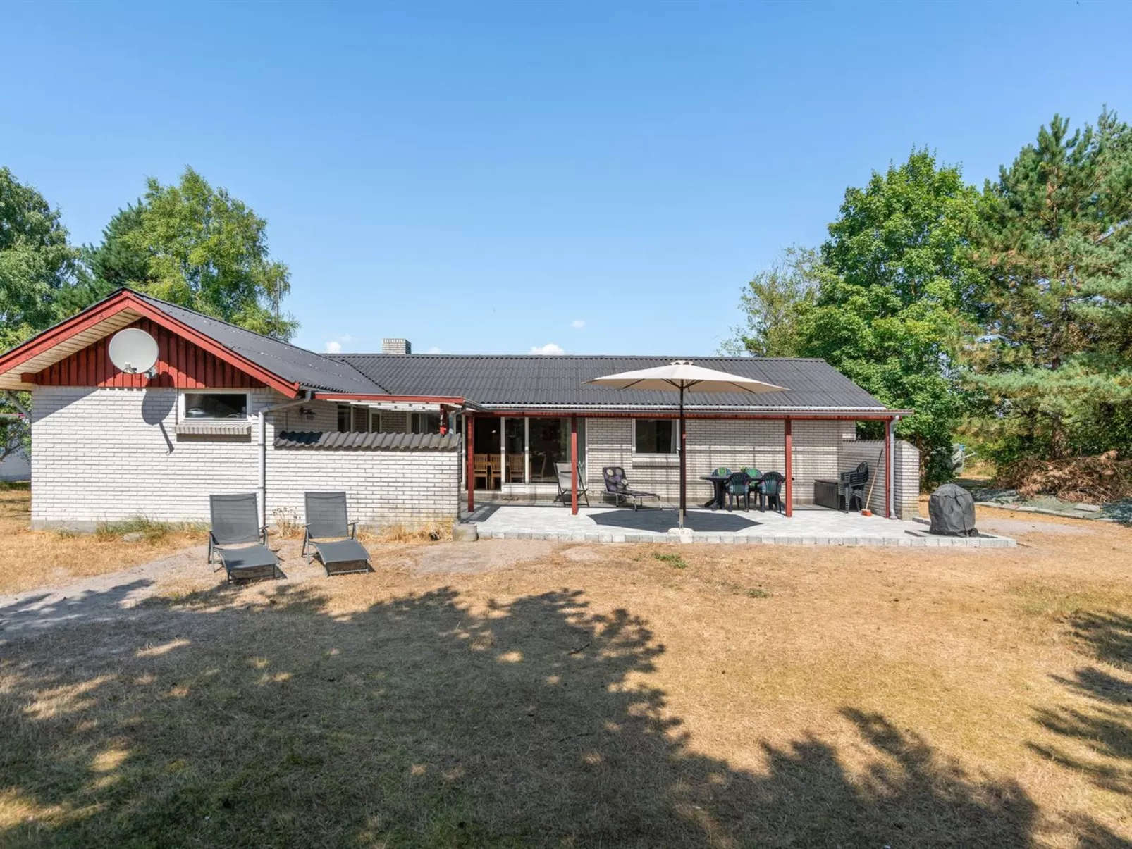 "Sitta" - 400m from the sea-Buiten