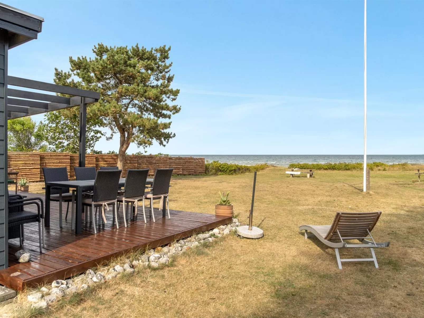 "Sigurd" - 20m from the sea-Buiten