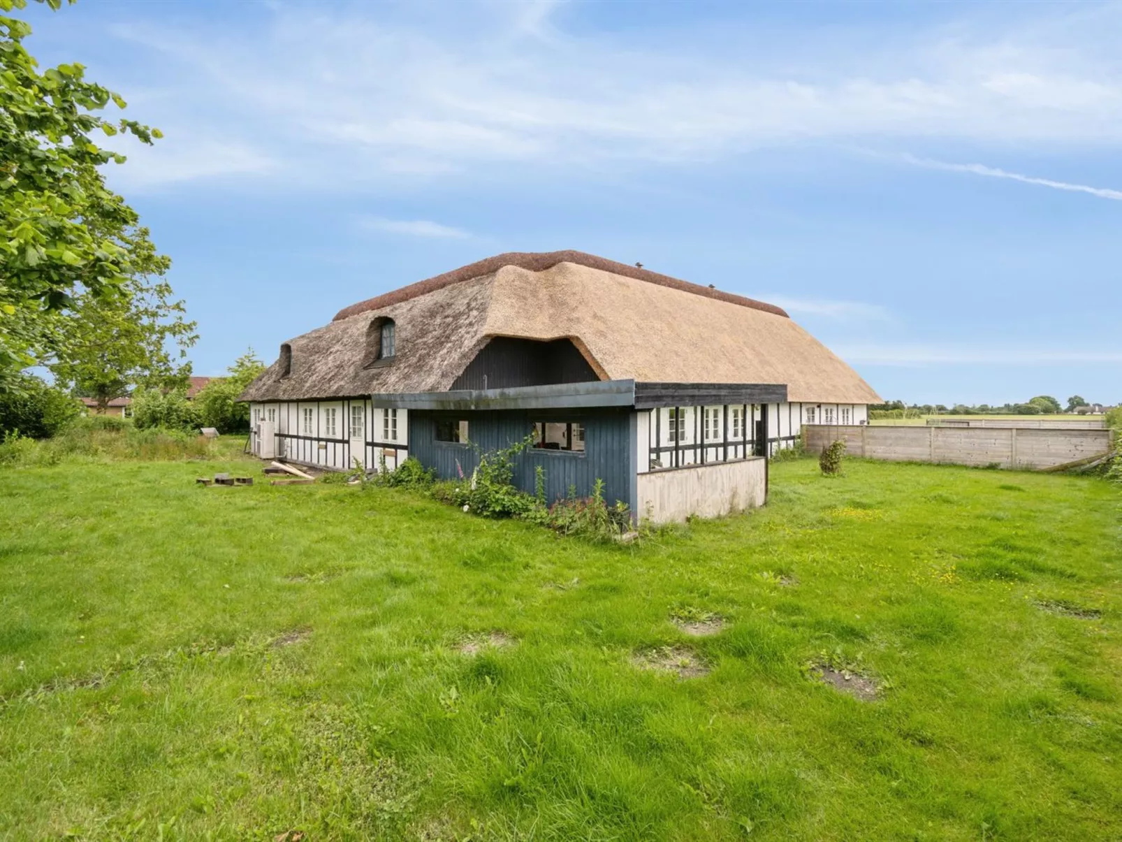 "Thessa" - 900m from the sea-Buiten