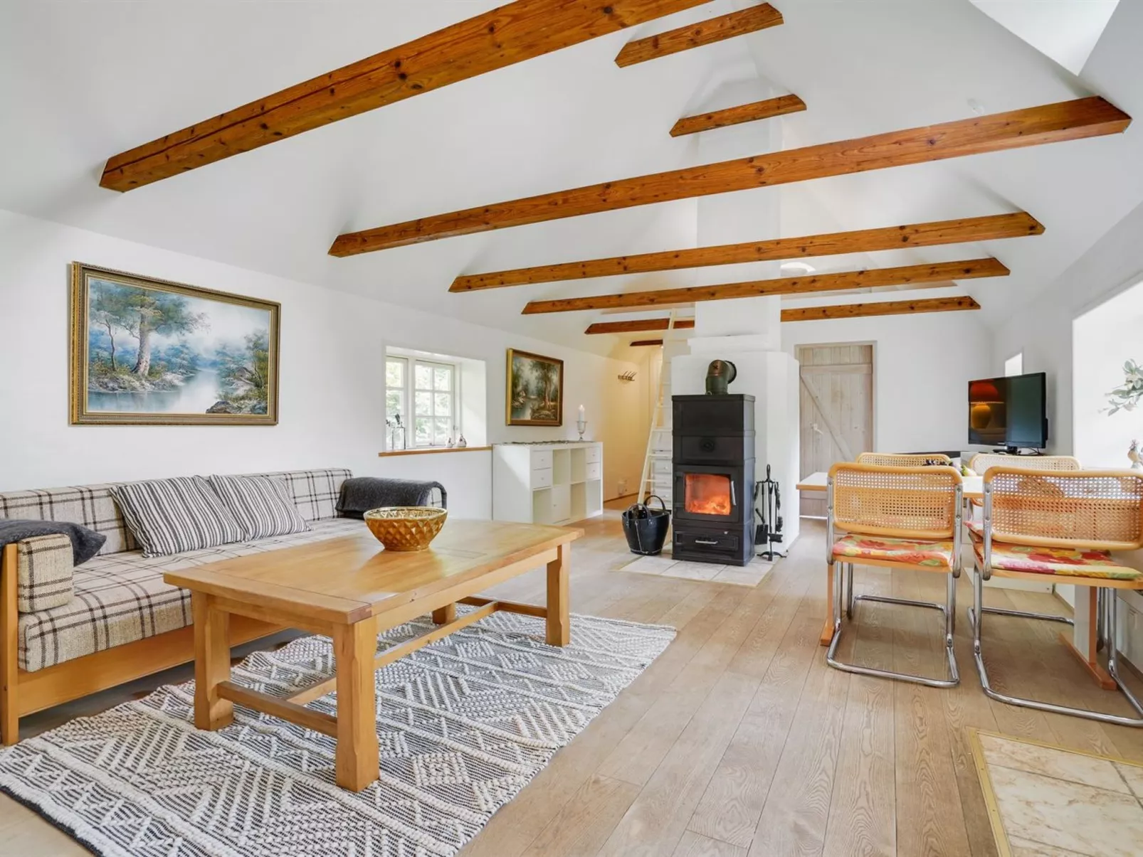 "Faik" - 650m from the sea-Binnen