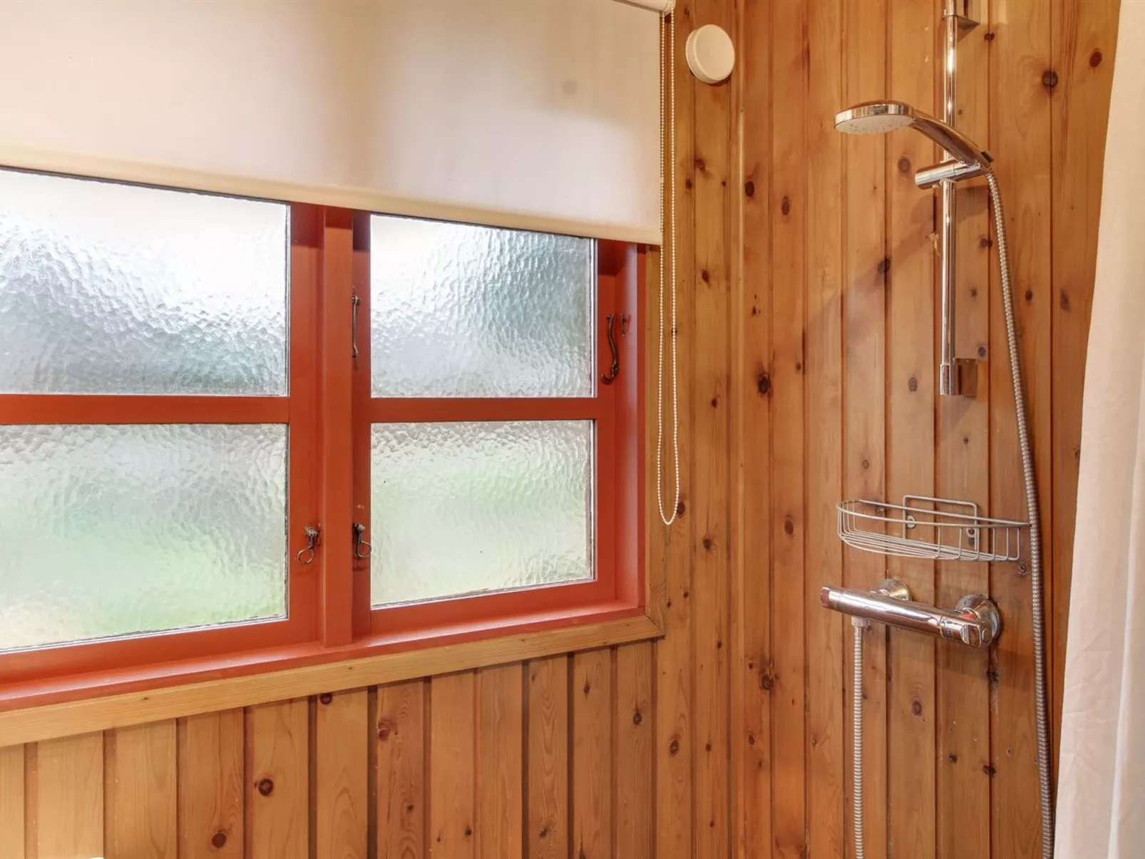 "Hubertina" - 30km from the sea-Binnen