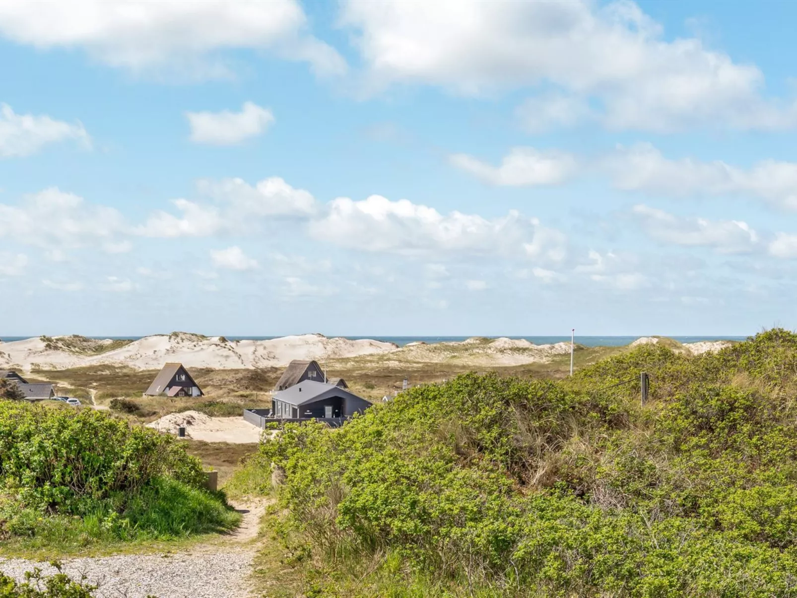 "Byrial" - 200m from the sea-Buiten