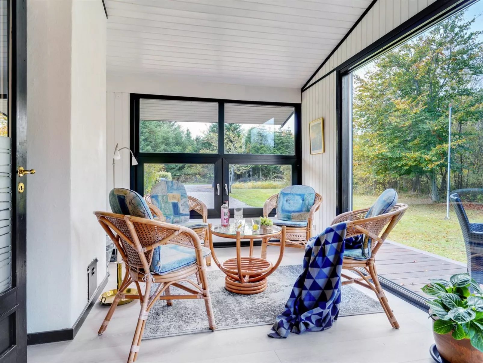 "Alida" - 1.1km from the sea-Binnen