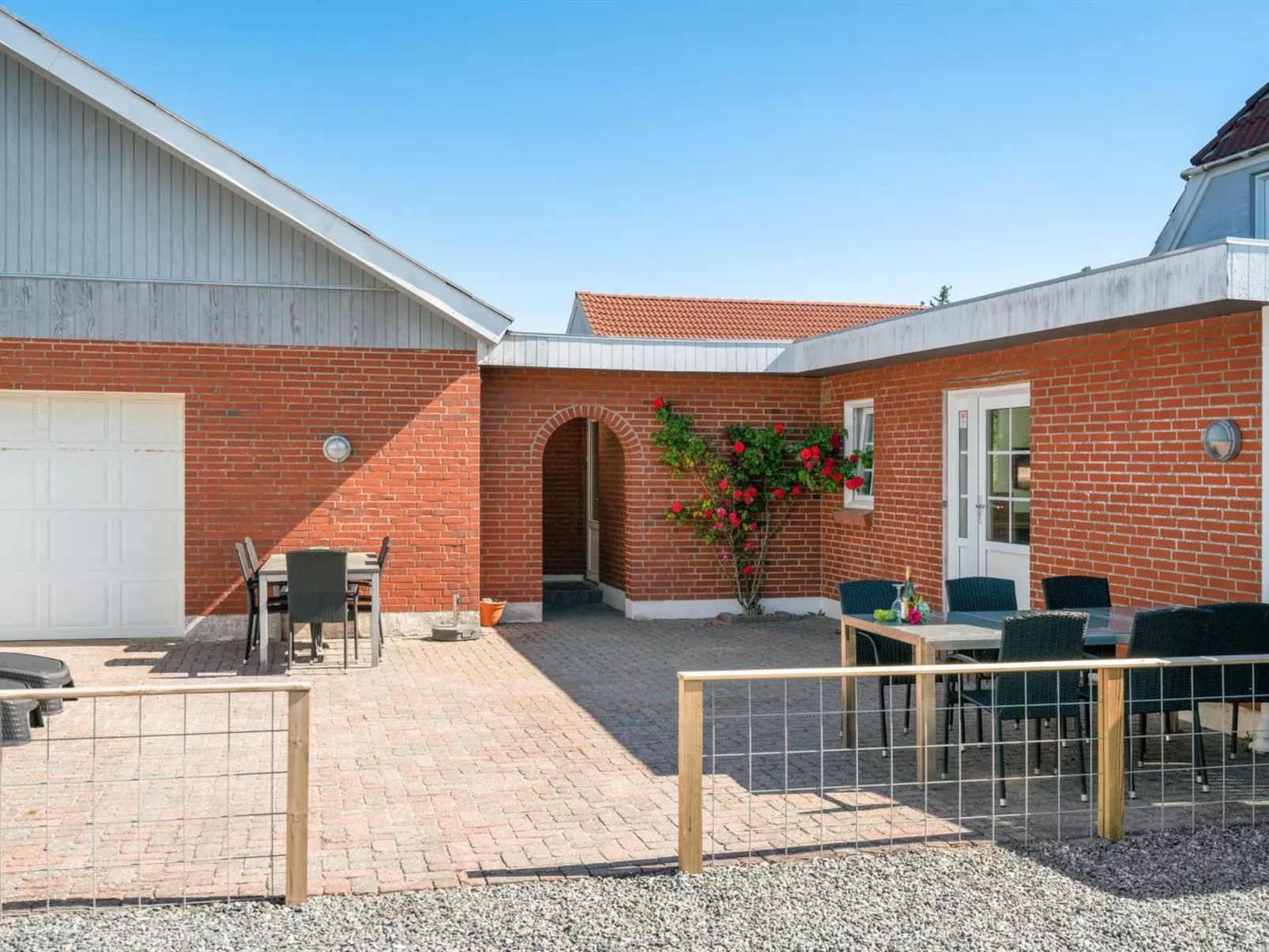 "Stefan" - 500m from the sea-Buiten