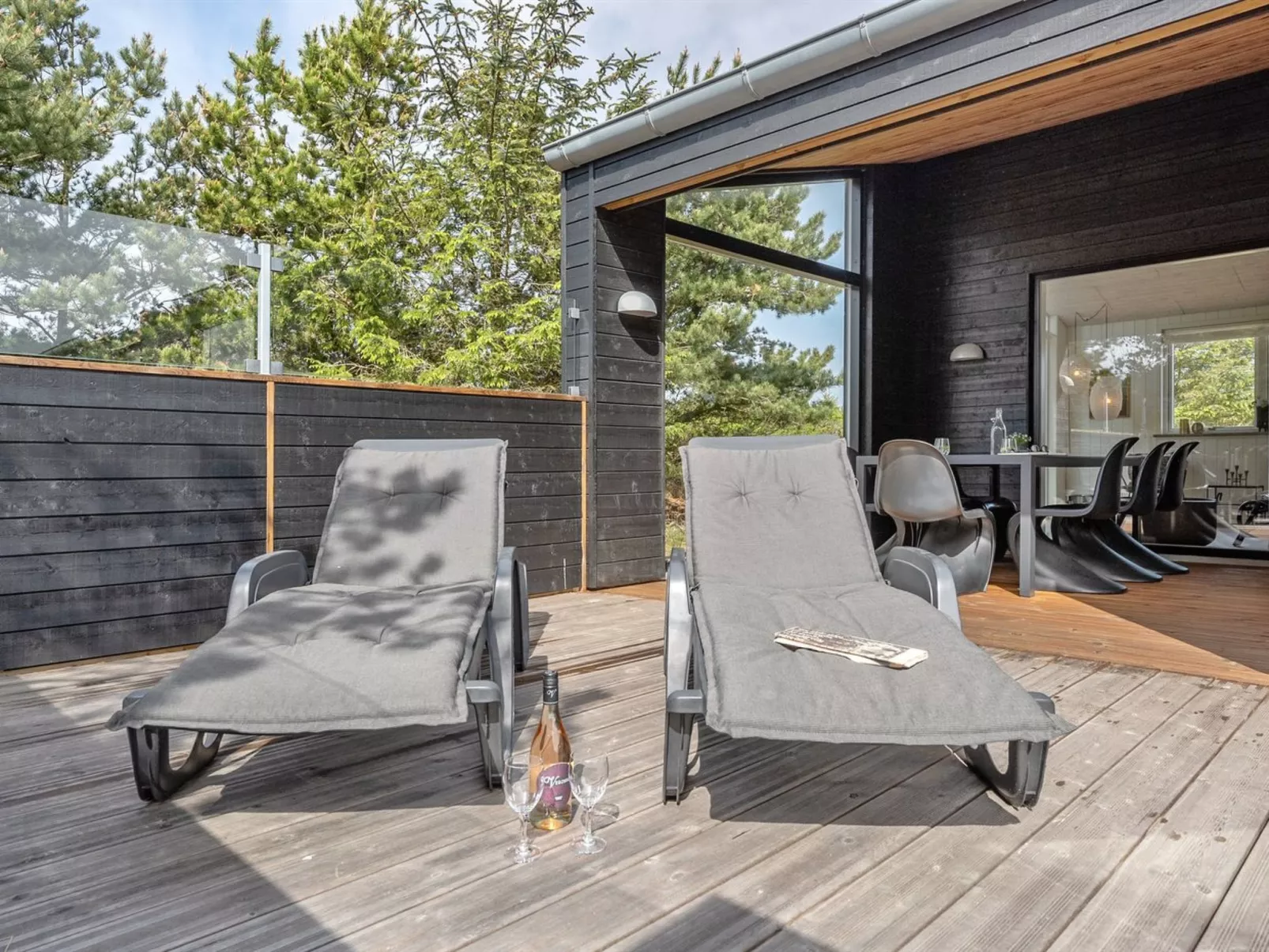 "Lassi" - 950m from the sea-Buiten