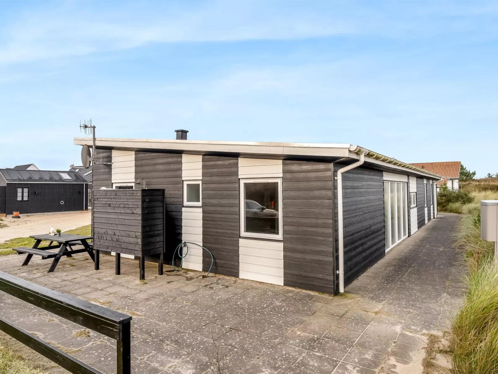 "Pontus" - 400m from the sea