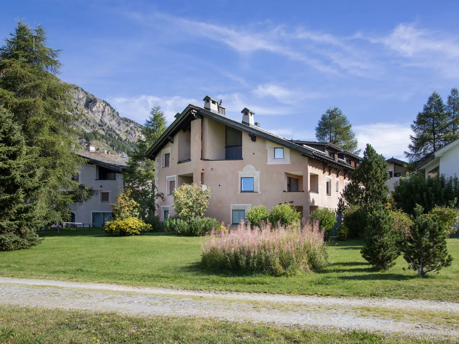 Chesa Prasüra 10-Buiten