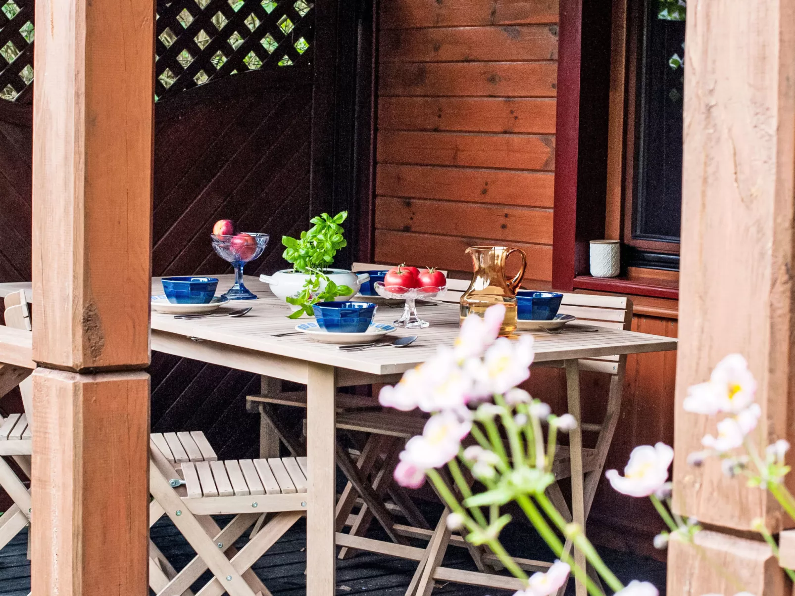 U Prababci Olgi-Buiten