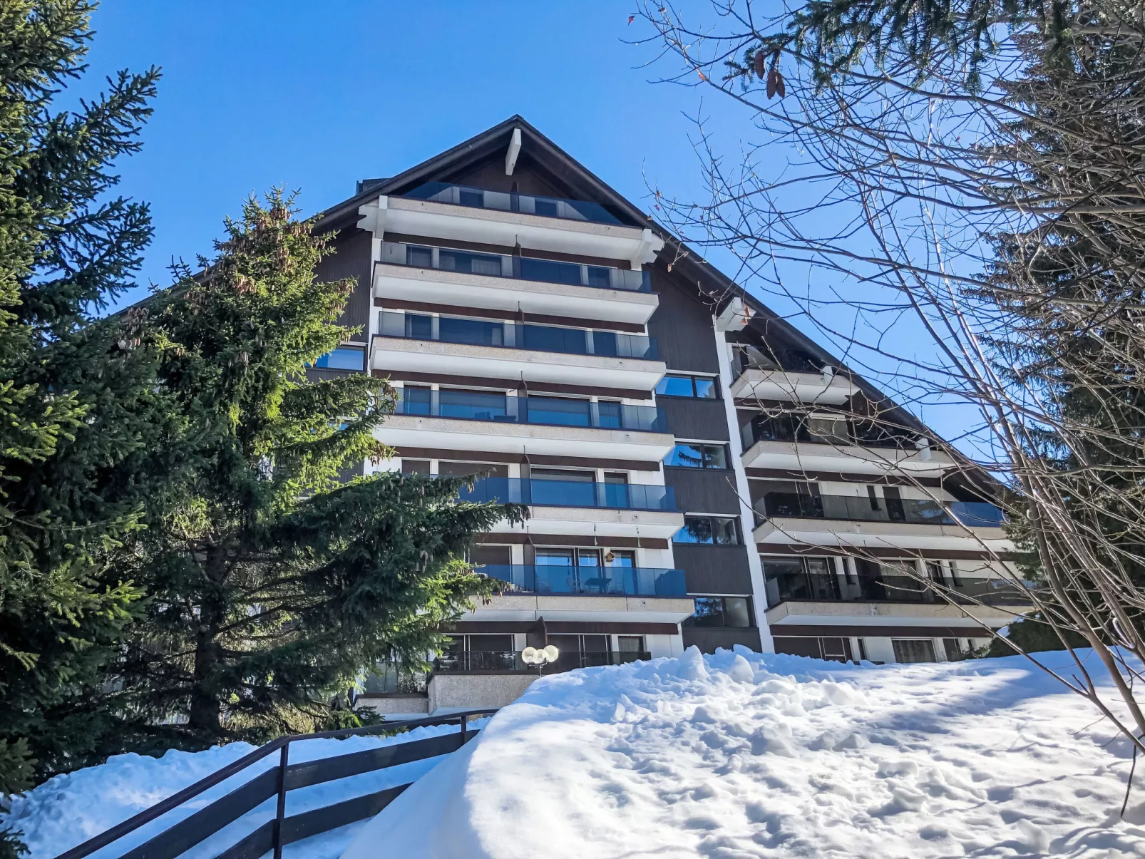 Victoria B 23-Buiten