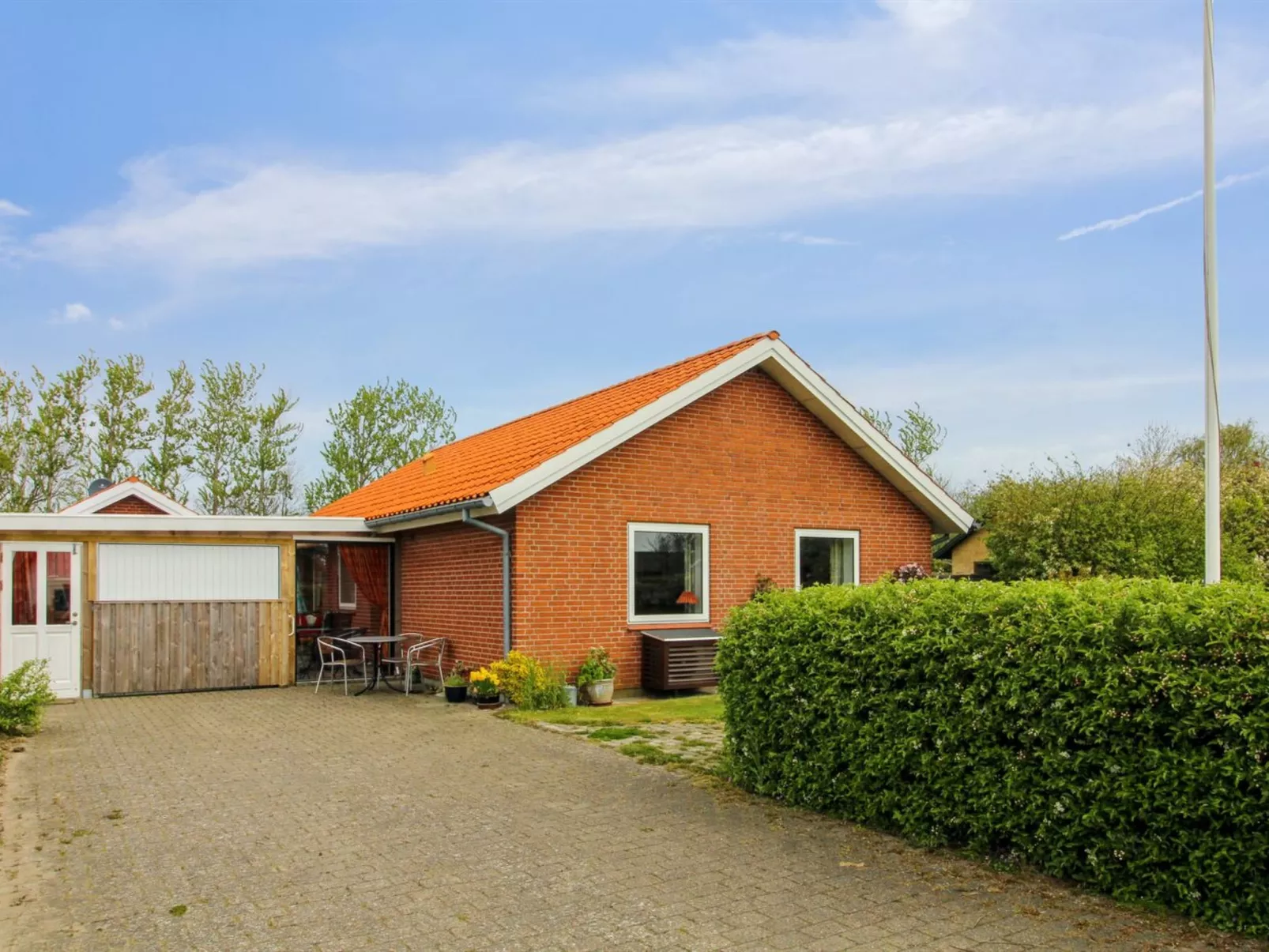 "Fiola" - 20km from the sea-Buiten