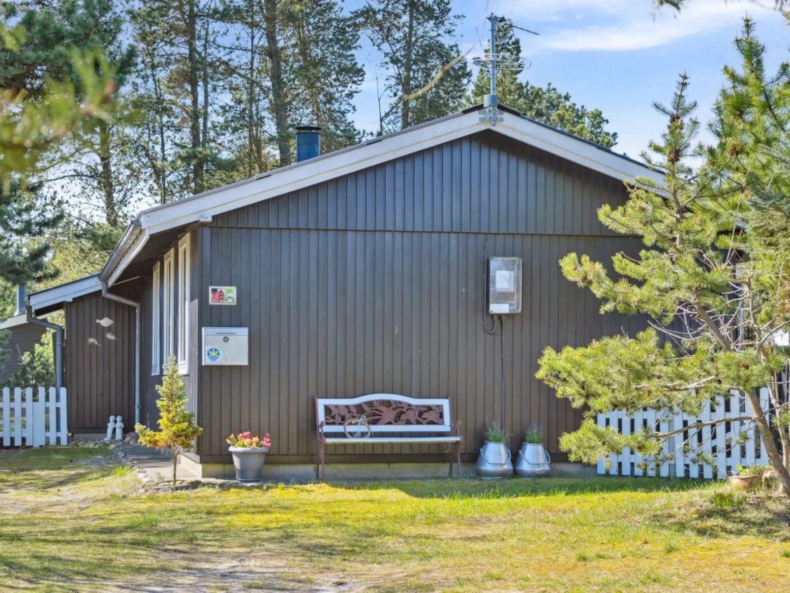 "Hellevi" -  from the sea-Buiten