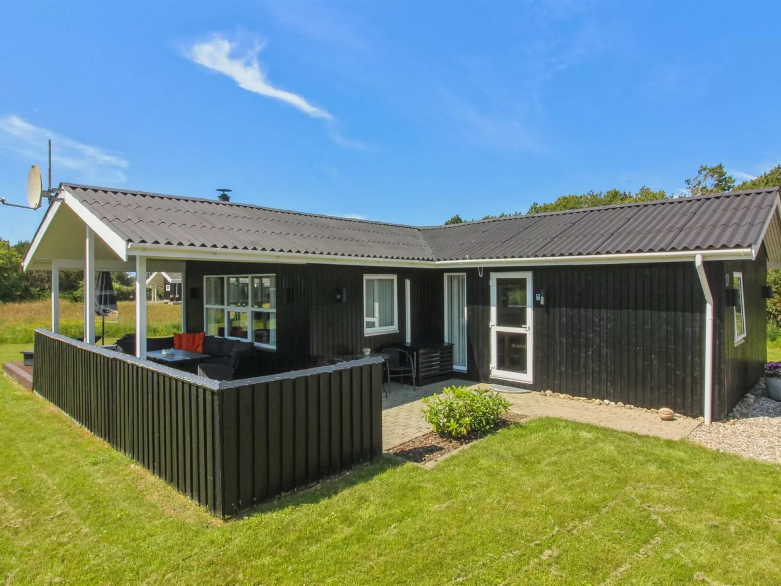 "Grit" - 650m from the sea-Buiten