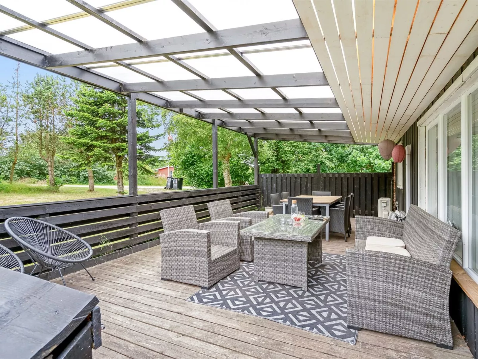 "Elmira" - 555m from the sea-Buiten