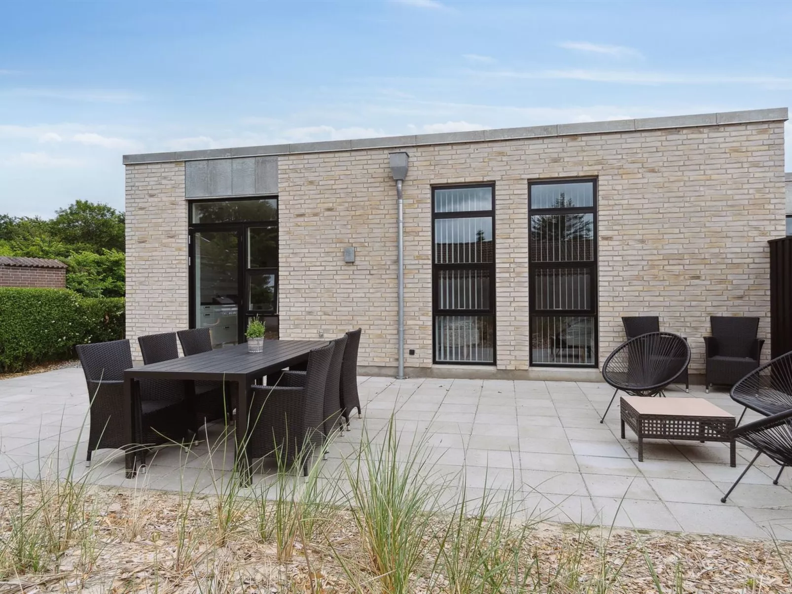 "Laulu" - 2km from the sea-Buiten