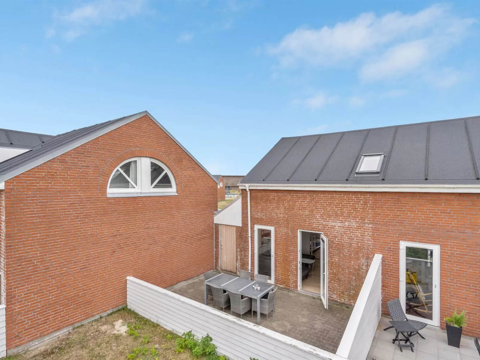 "Anke" - 500m from the sea - Buiten