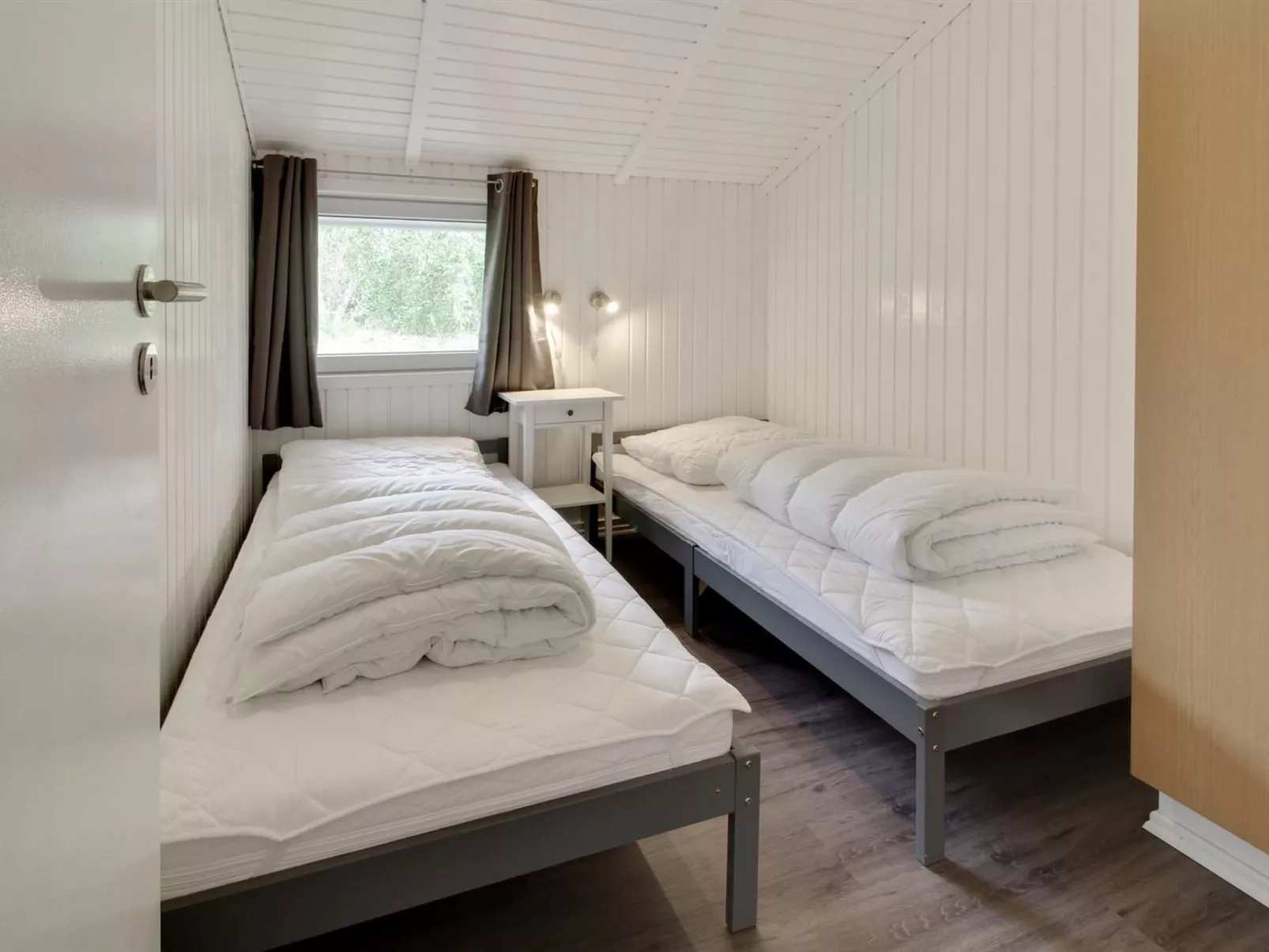 "Cajsa" - 1.5km from the sea-Binnen