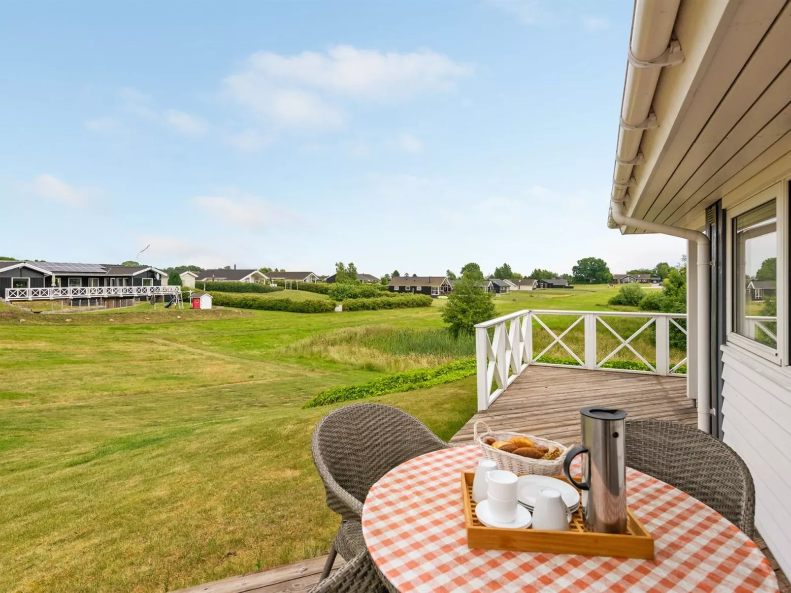 "Sisko" - 600m from the sea-Buiten