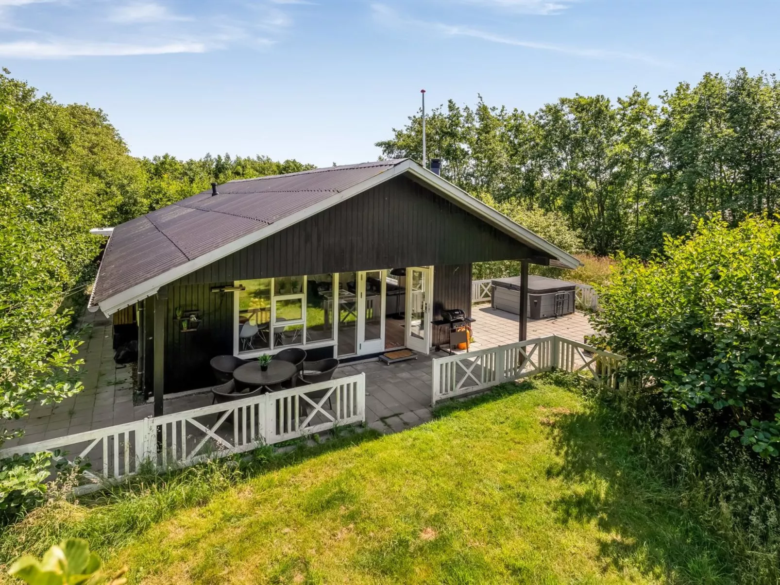 "Maik" - 1.5km from the sea-Buiten