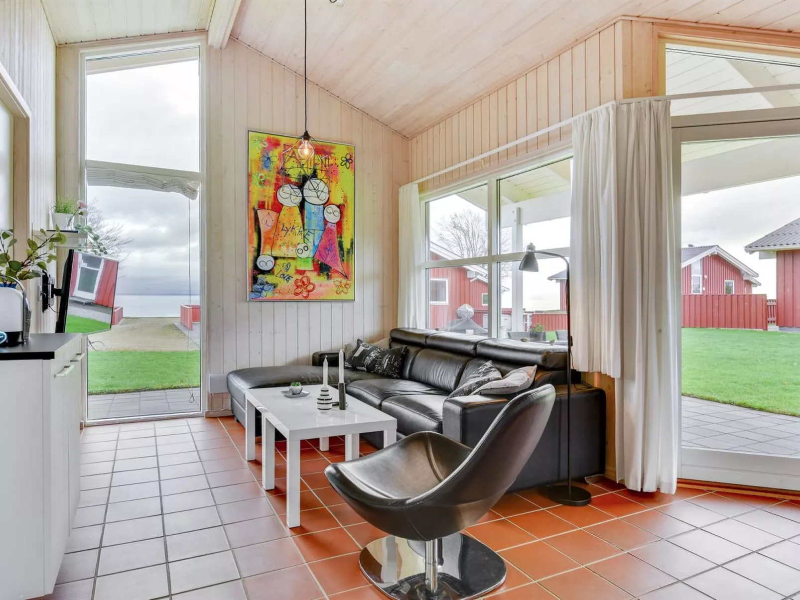 "Helga" - 100m from the sea-Binnen