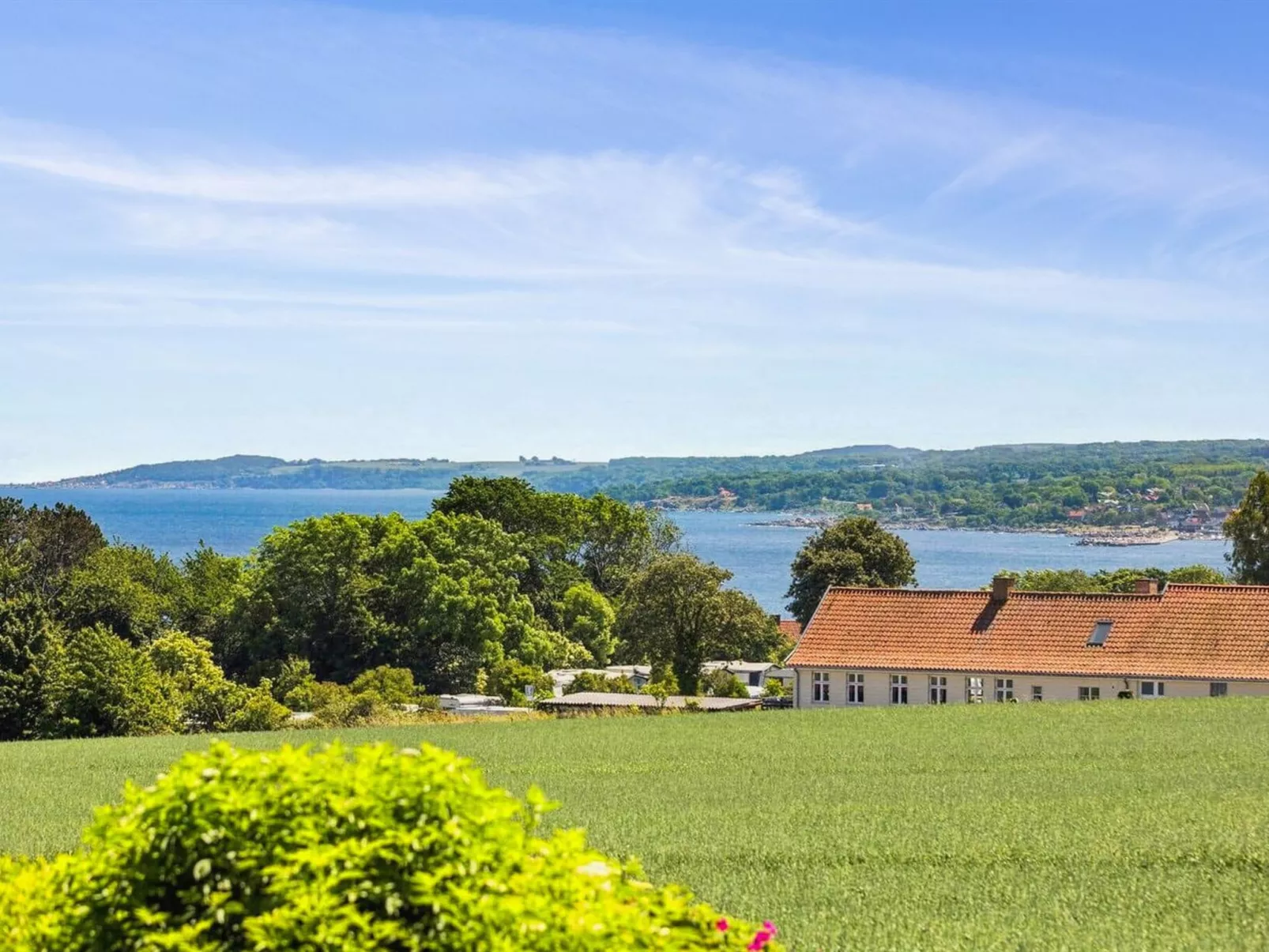 "Ayk" - 400m from the sea-Buiten