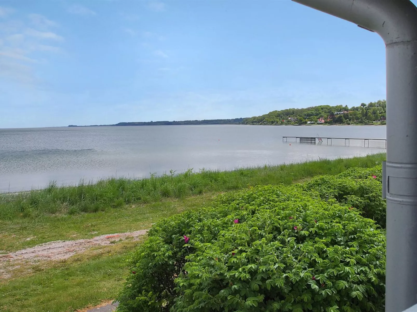 "Melia" - 50m to the fjord-Buiten