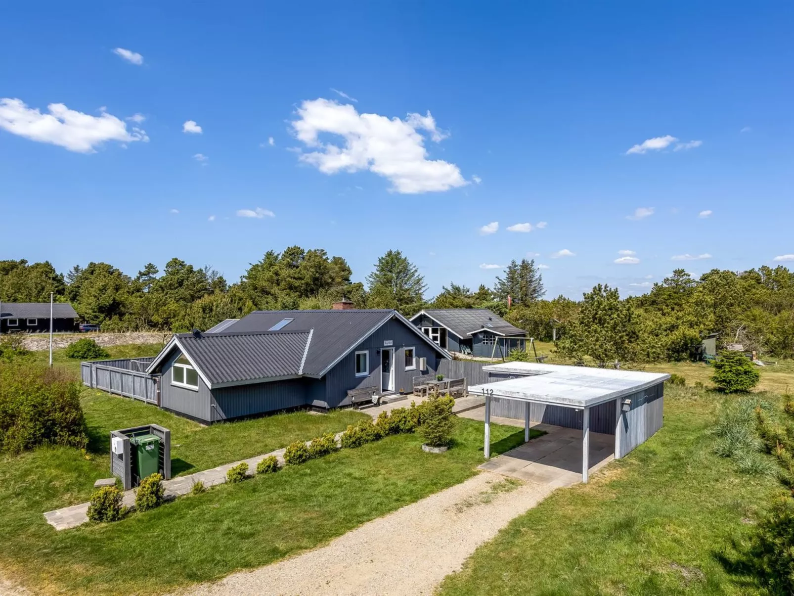 "Solvejk" - 800m from the sea-Buiten