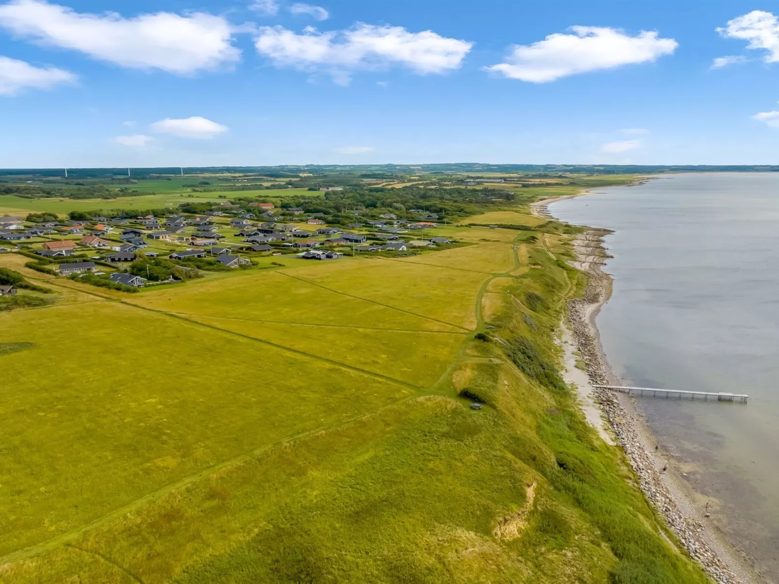 "Eberta" - 200m to the fjord-Buiten