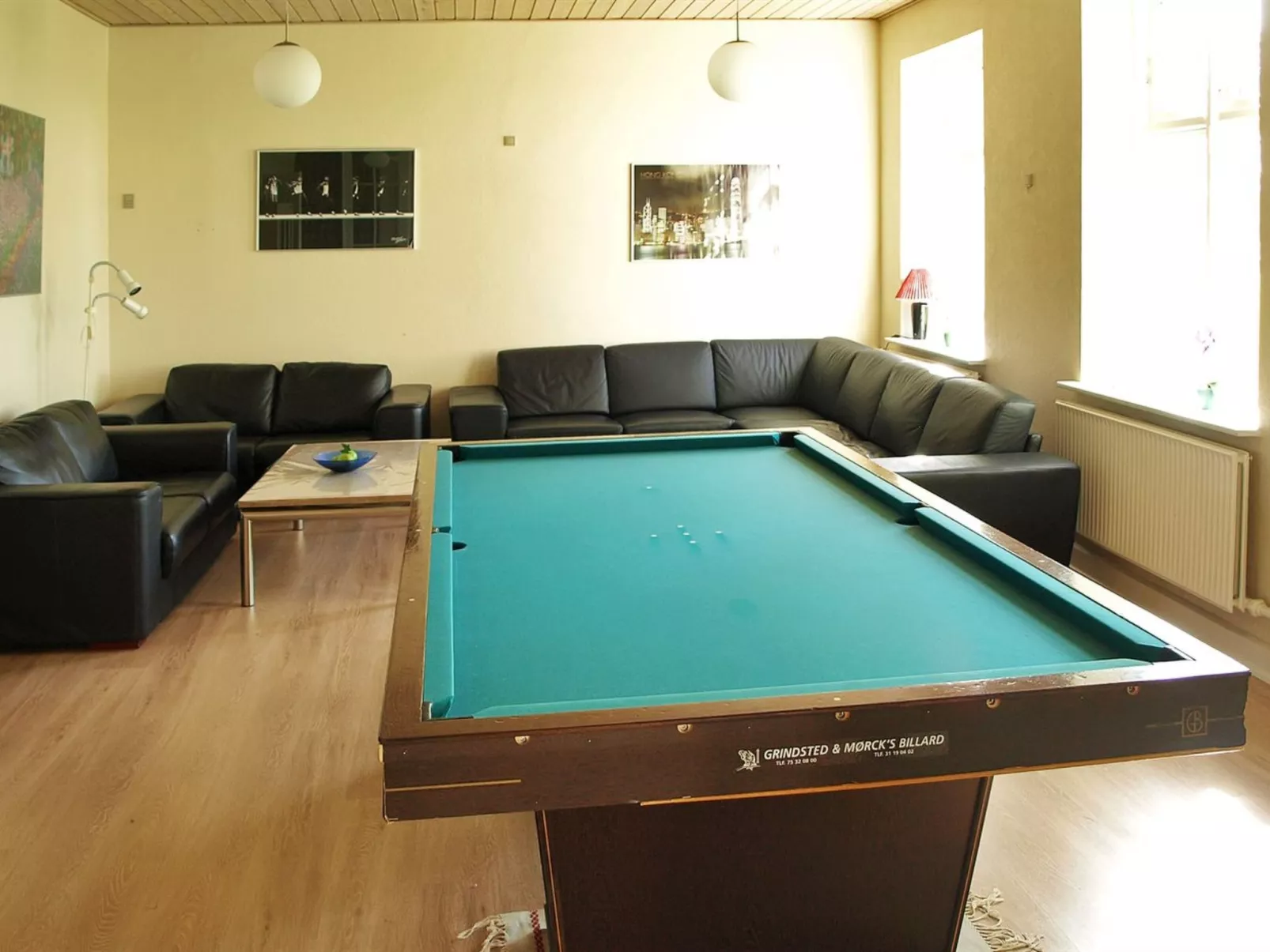 "Thia" - 4km to the fjord-Binnen