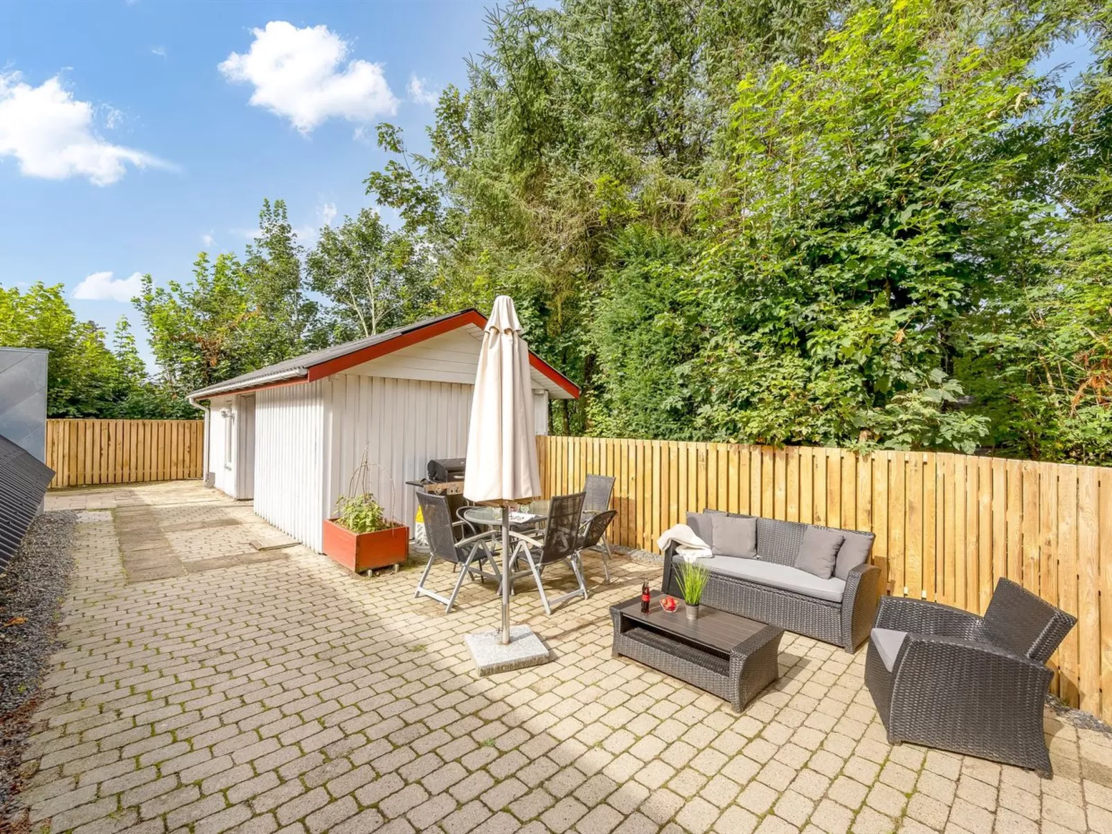 "Dorthe" - 300m to the fjord-Buiten