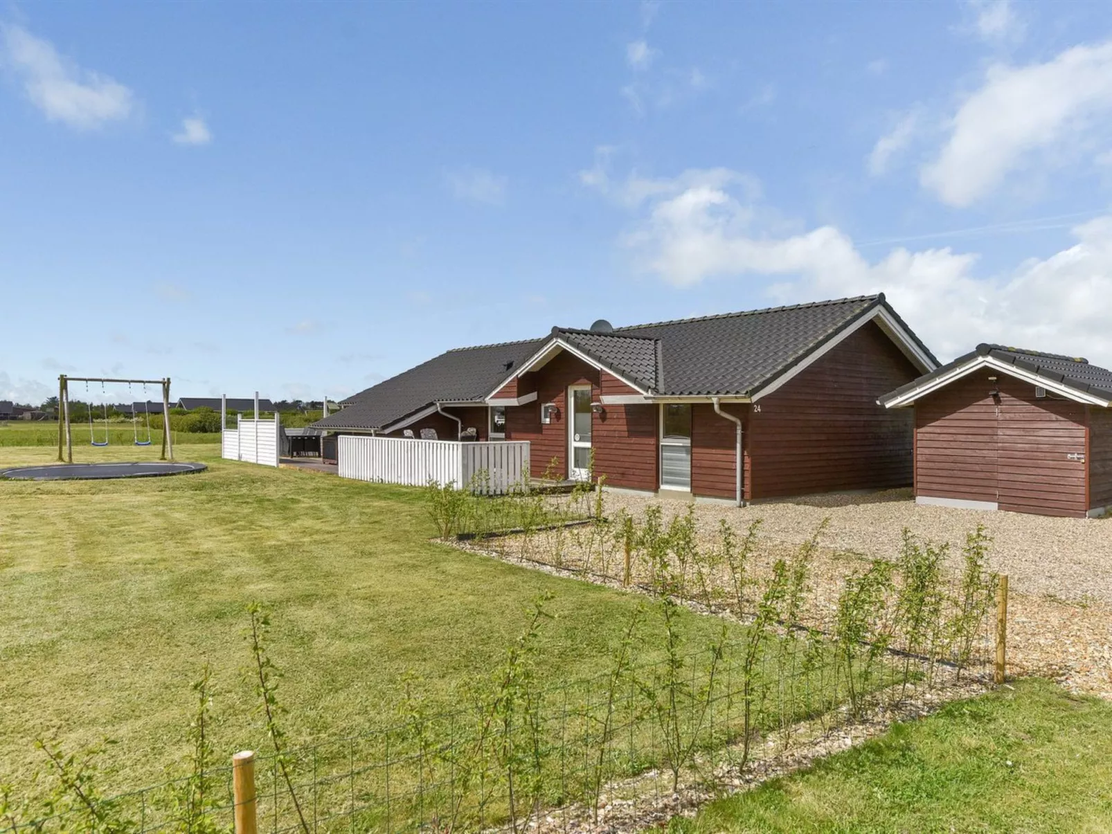 "Claudius" - 1.3km to the fjord-Buiten