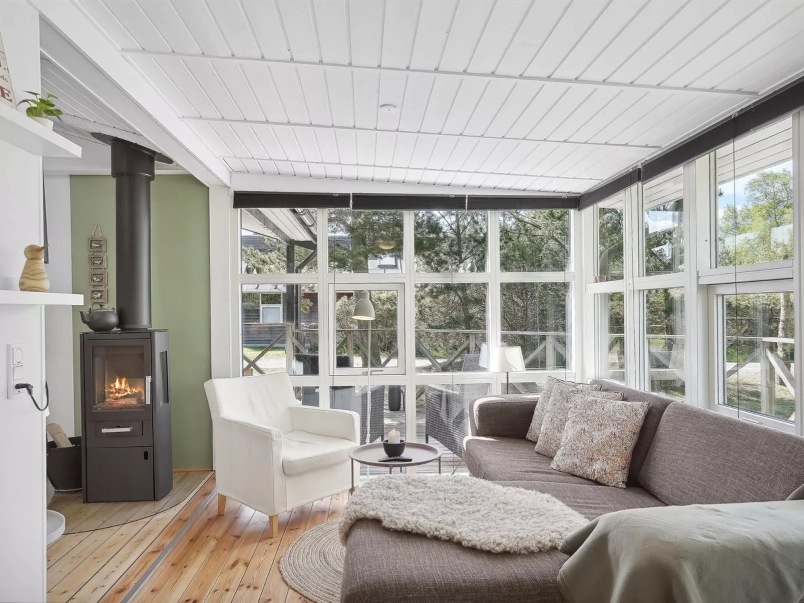 "Olof" - 100m from the sea-Binnen