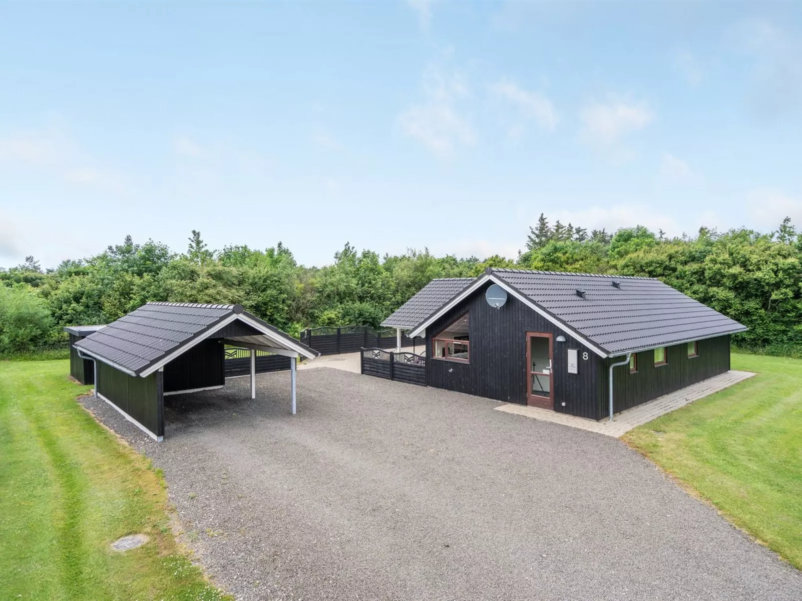 "Chermeine" - 1.2km to the fjord-Buiten