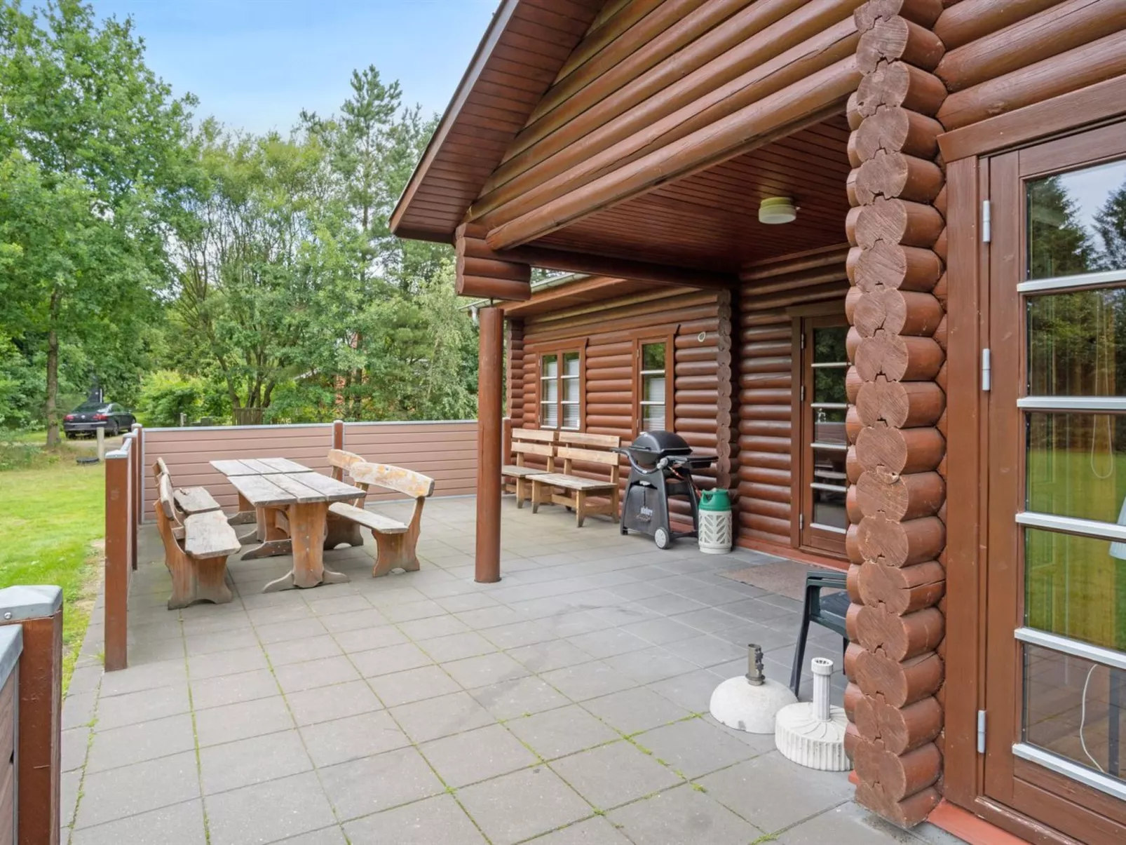 "Frederica" - 30km from the sea-Buiten