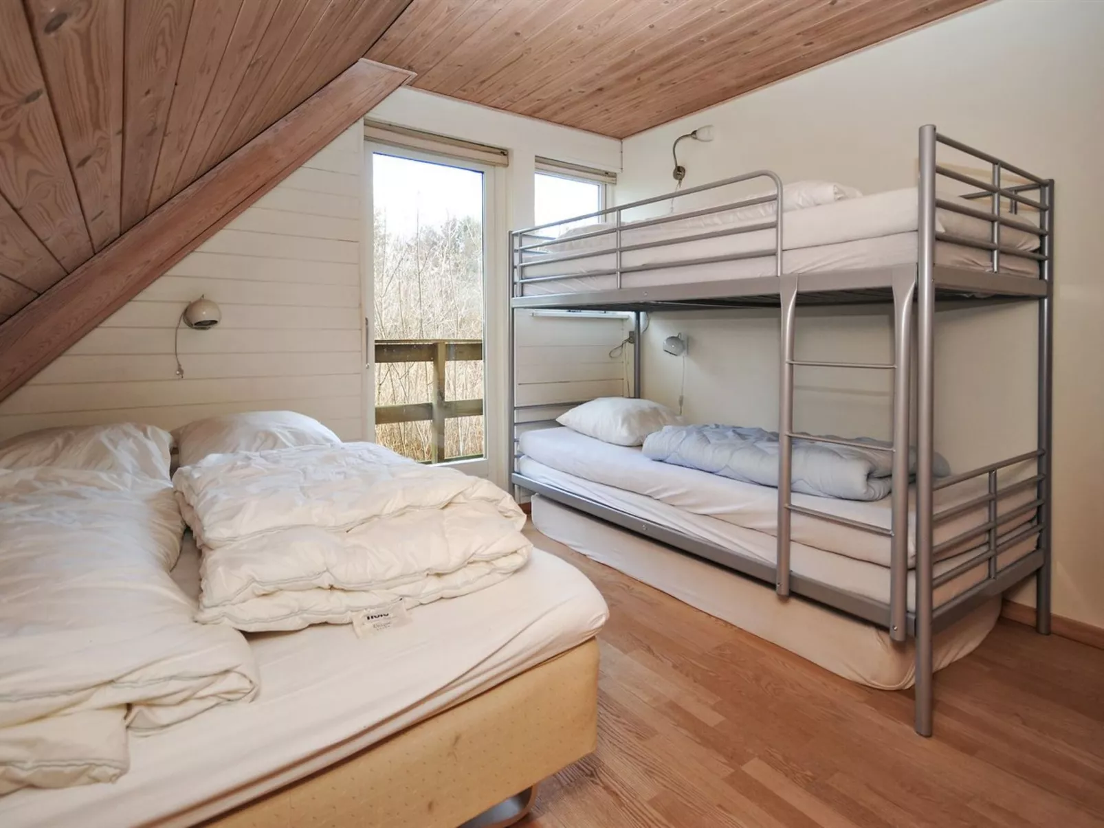 "Millie" - 3km to the fjord-Binnen