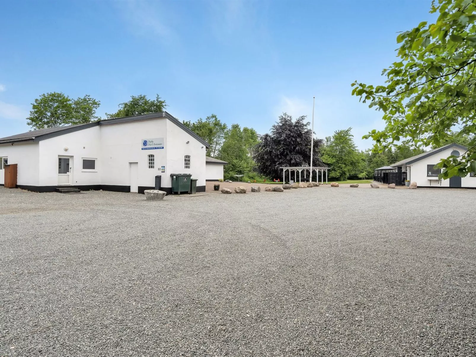 "Arne" - 20km from the sea-Binnen