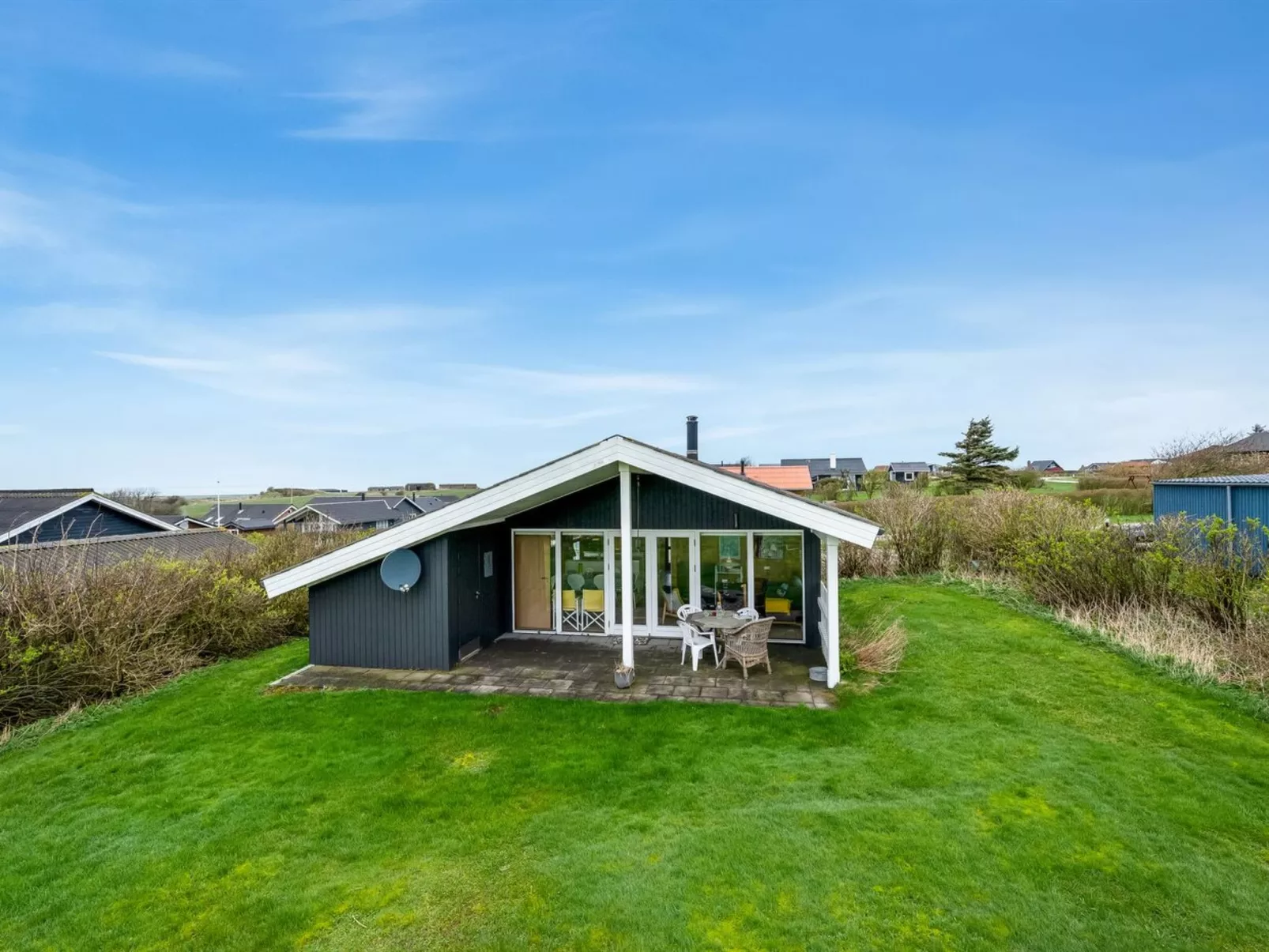 "Tanea" - 700m to the fjord-Buiten