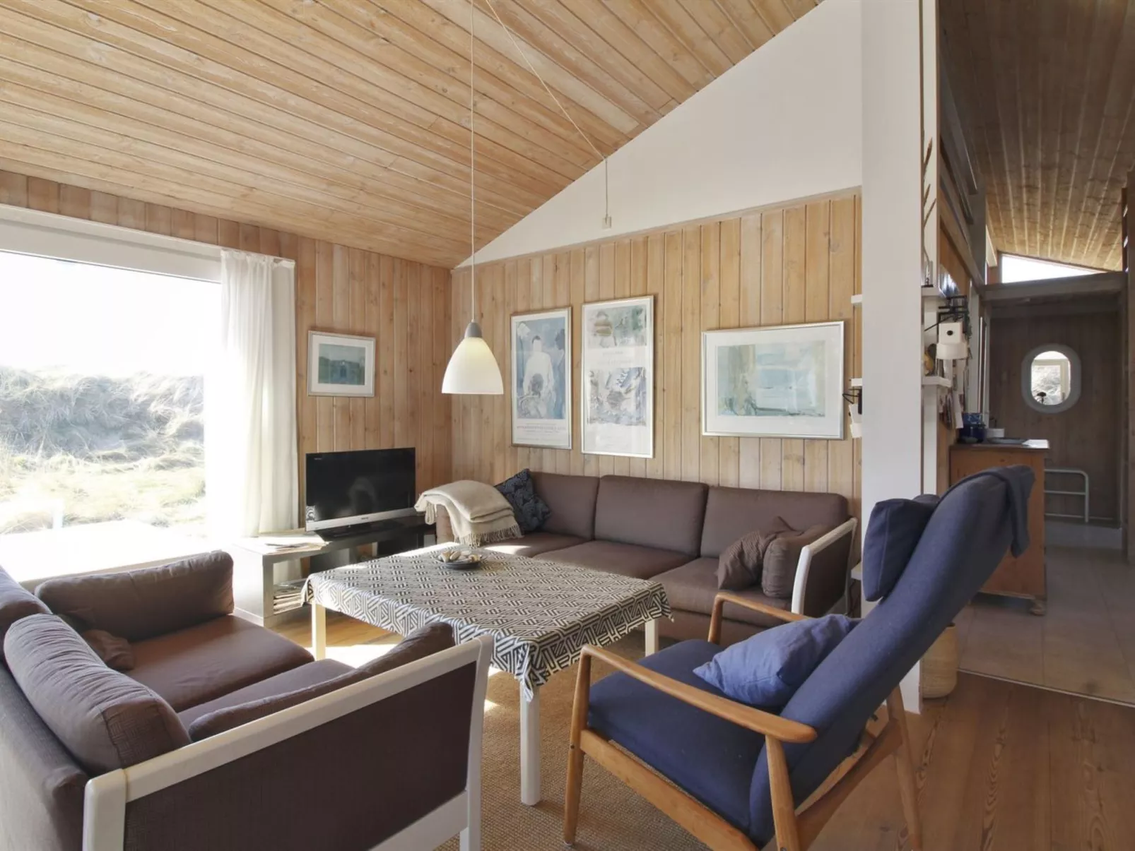 "Thenna" - 200m from the sea-Binnen