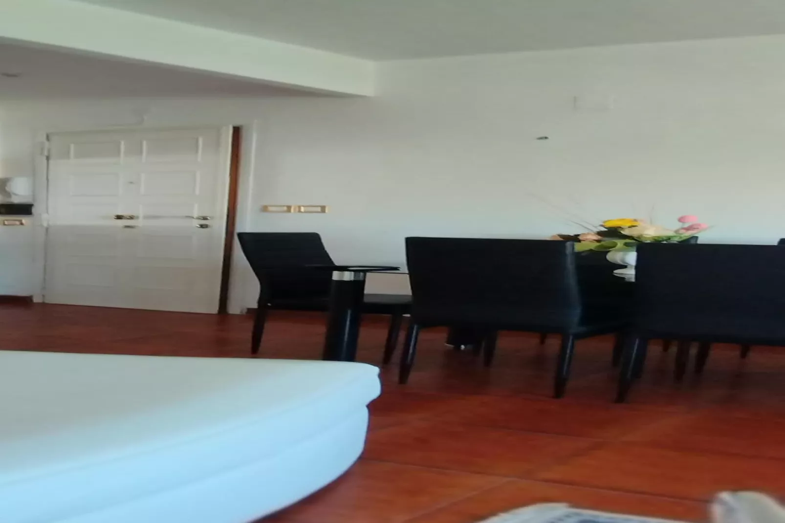 Tina Apartment-Eetkamer