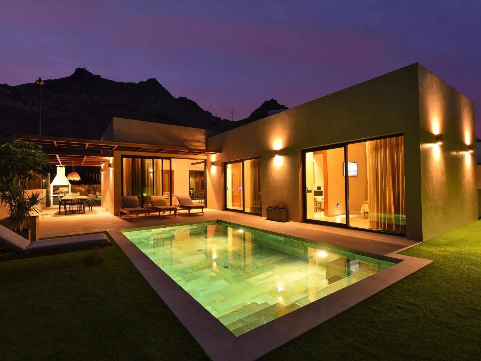 Almadies Tauro - Buiten