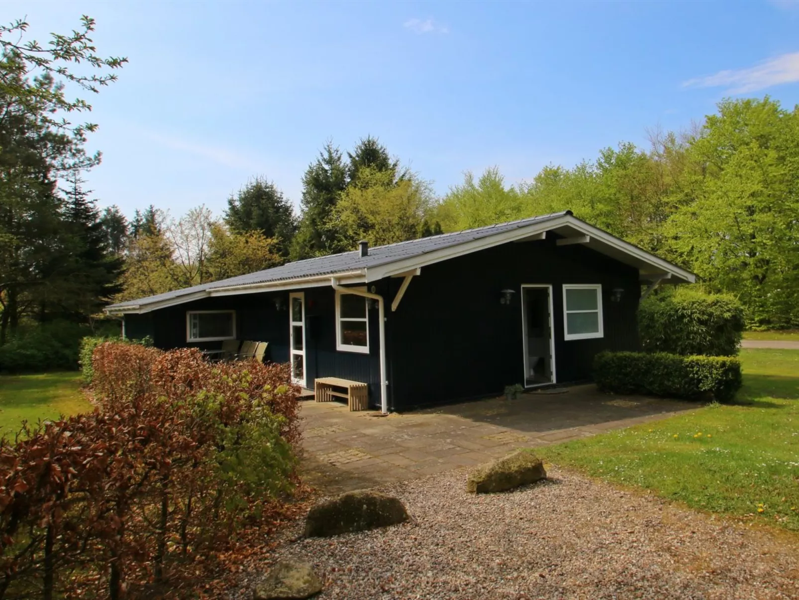 "Aki" - 30km from the sea-Buiten