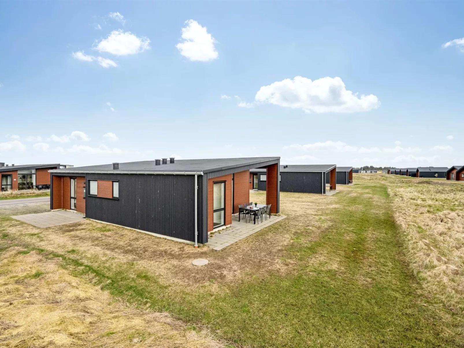 "Ilindenka" - 500m from the sea-Buiten