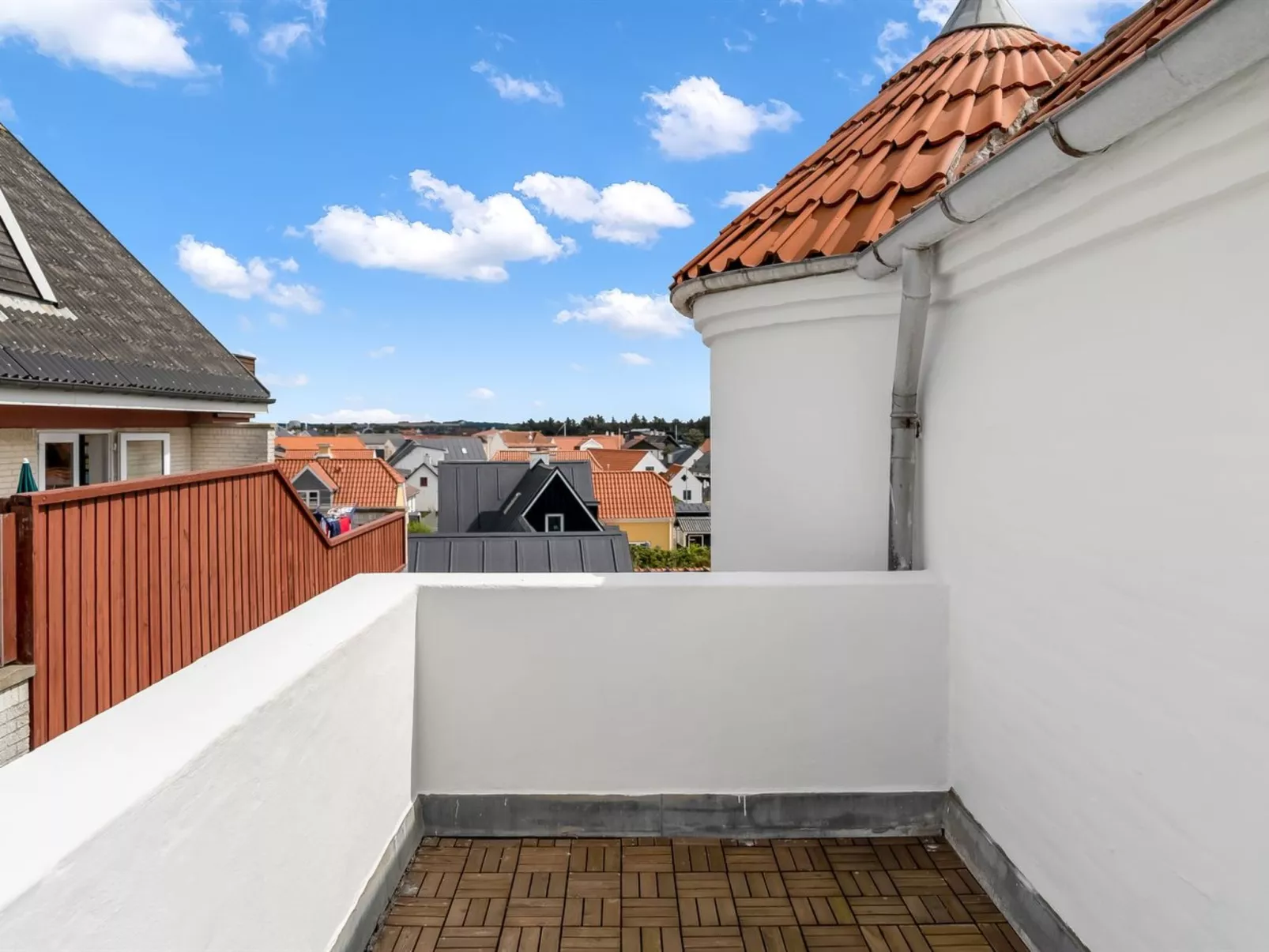 "Edmond" - 150m from the sea-Buiten